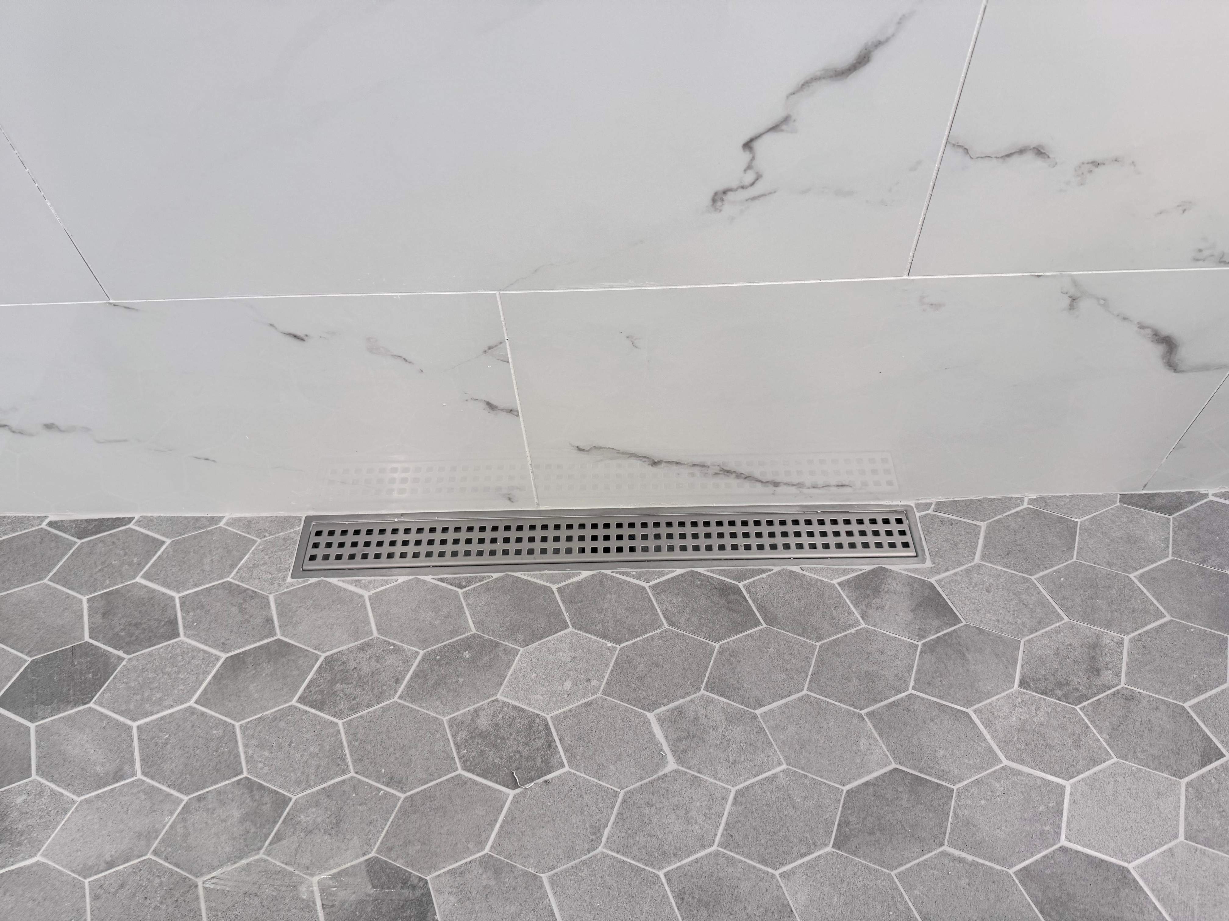 Master bathroom renovation by Prudencio