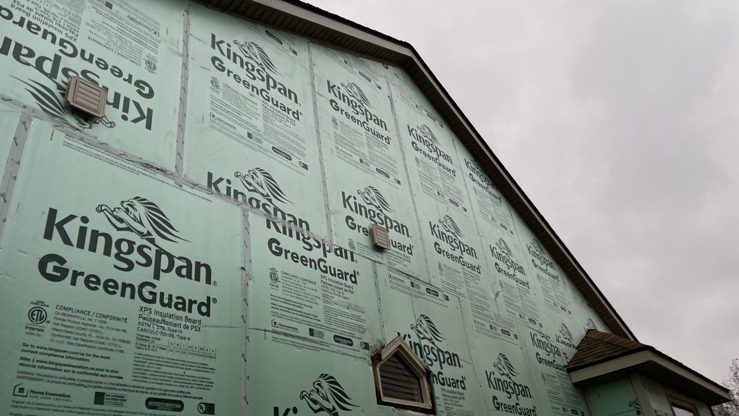 Siding Replacement using CertainTeed Restoration Classic D5 by 180 Contractors