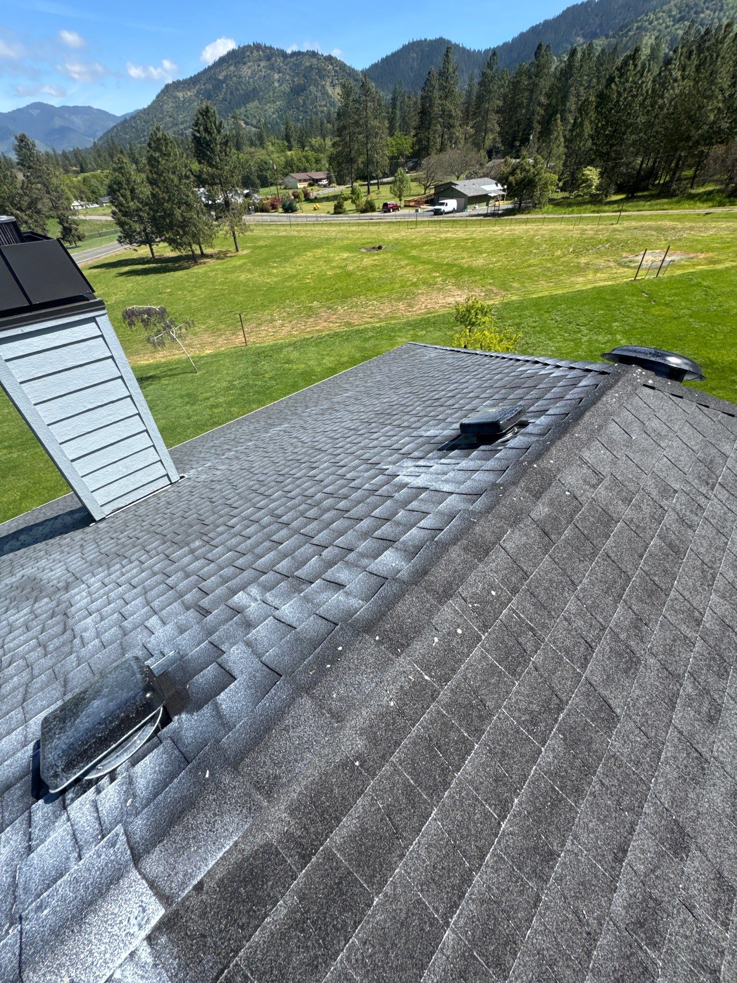 Project in Grants Pass by Roof Maxx of Grants Pass