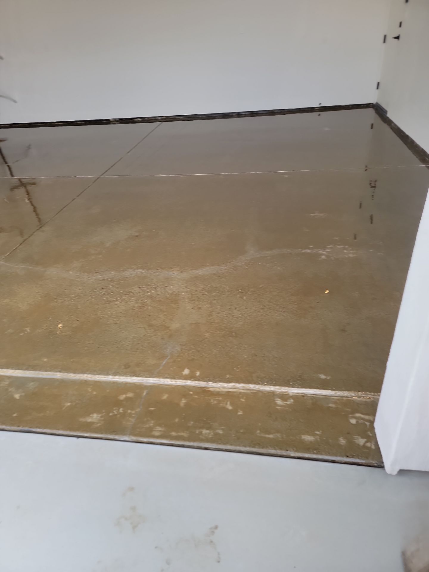 garage TransFLOORmation using Penntek by MGP Coatings