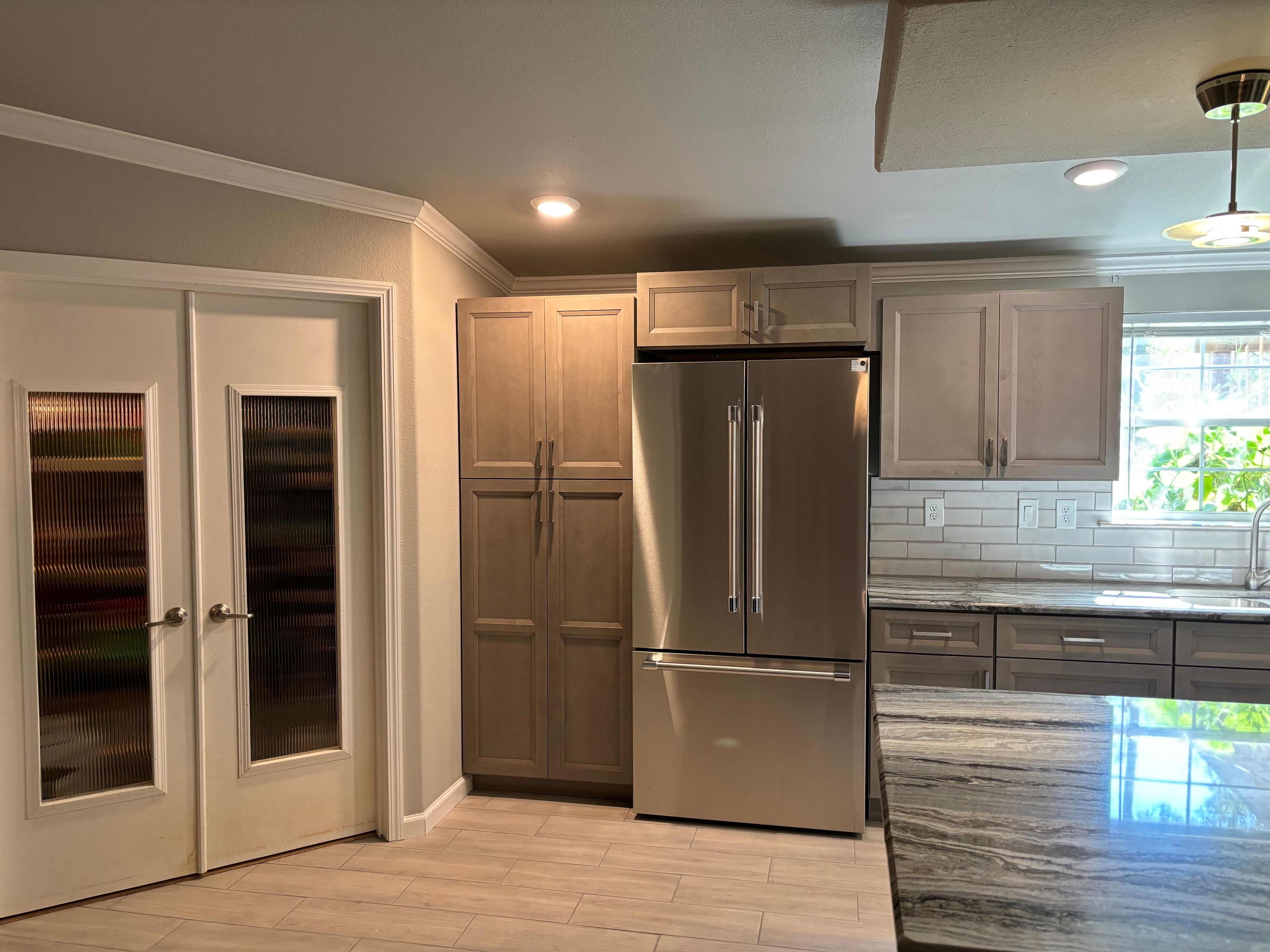 Remodeled Kitchen  by CWS home remodel 