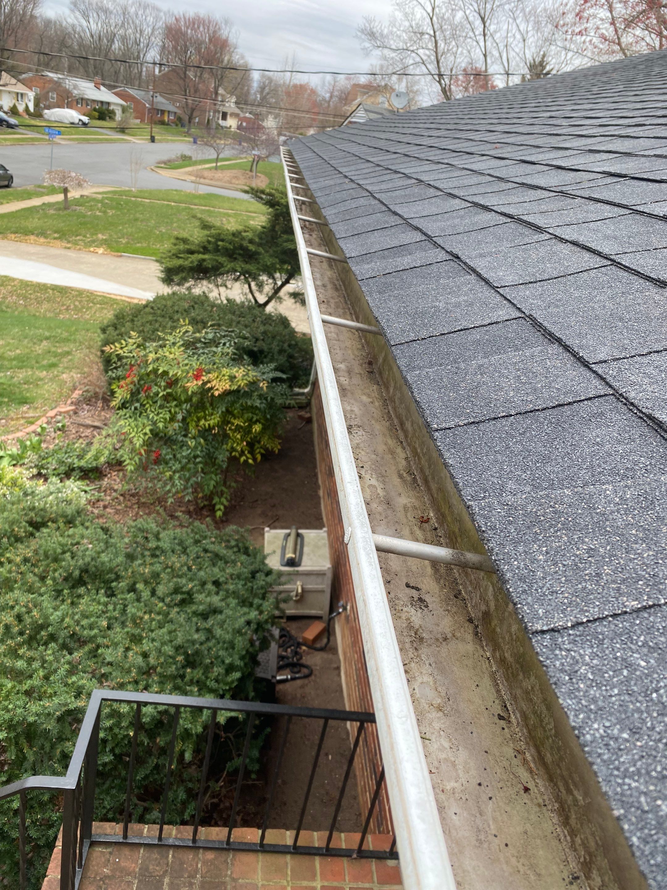 Alexandria CertainTeed Landmark Pro Roof in Max Def Charcoal Black by RM Banning, Inc.