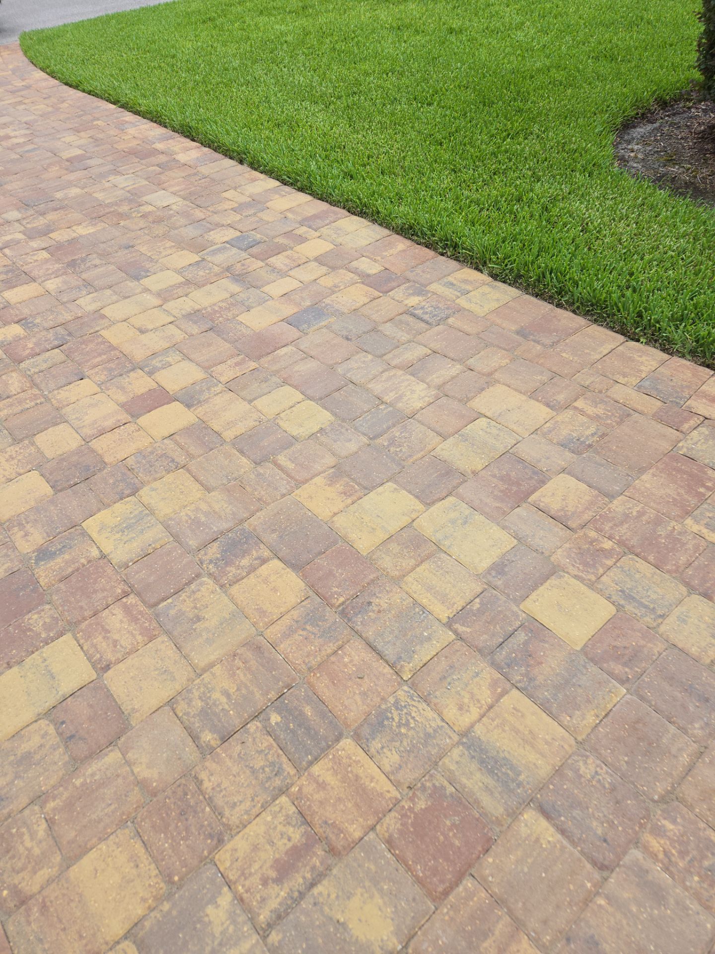 Paver Driveway using Concrete Sealant by DuraSeal