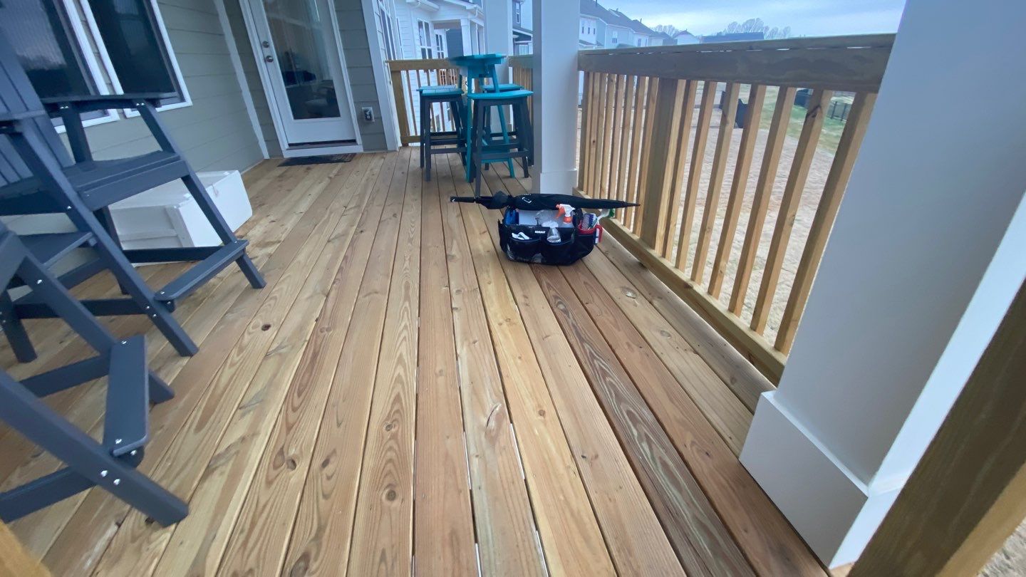 Weathered Deck using Wood Sealant by DuraSeal
