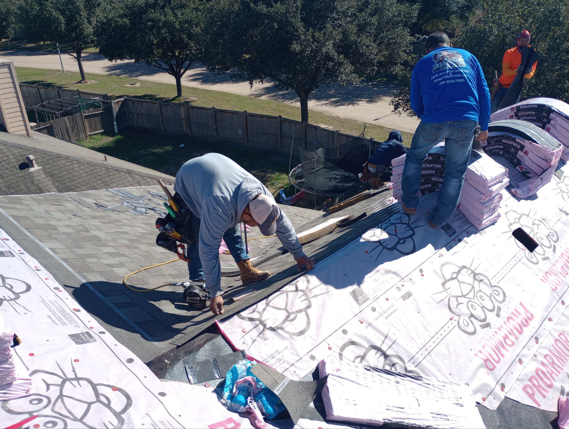 Residential Roofing Installation using Owen's Corning Duration (Lifetime) Shingles by Roof Repair Company