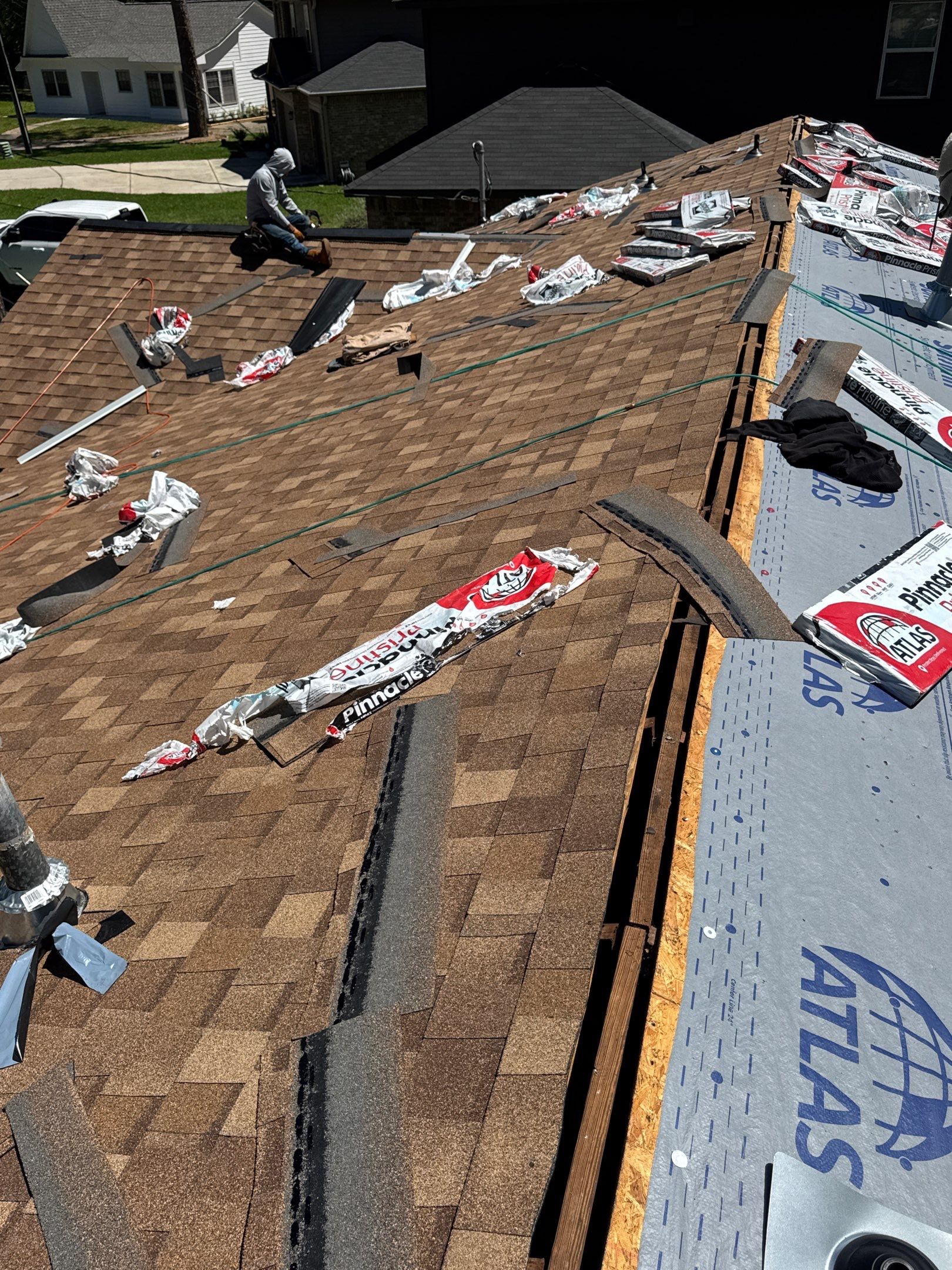 Crosby Roof Installation using Atlas Pinnacle Pristine by Modern BYLT Roofing & Construction