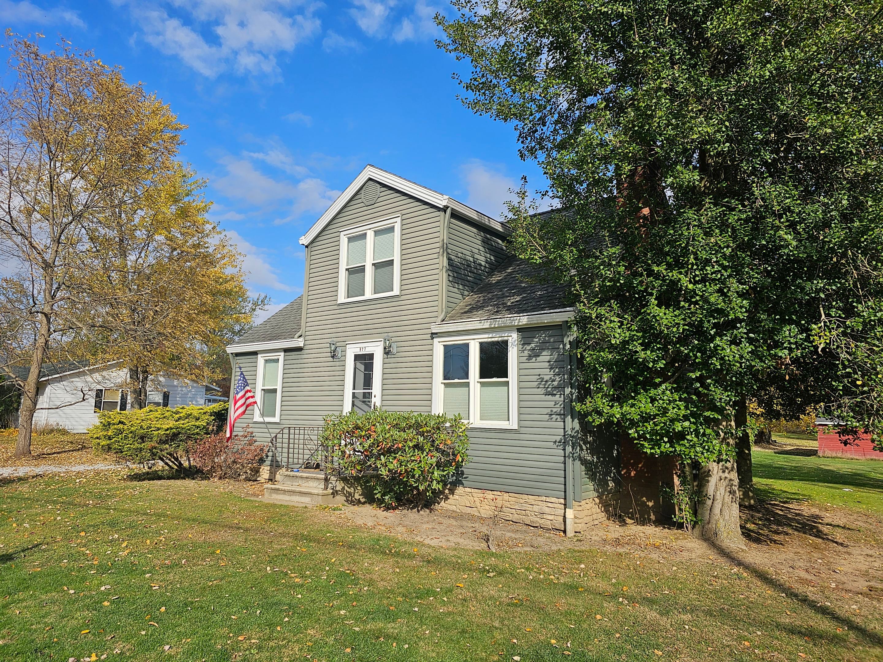 Weather Max Panel, Color: Black by Eagle Eye Roofing