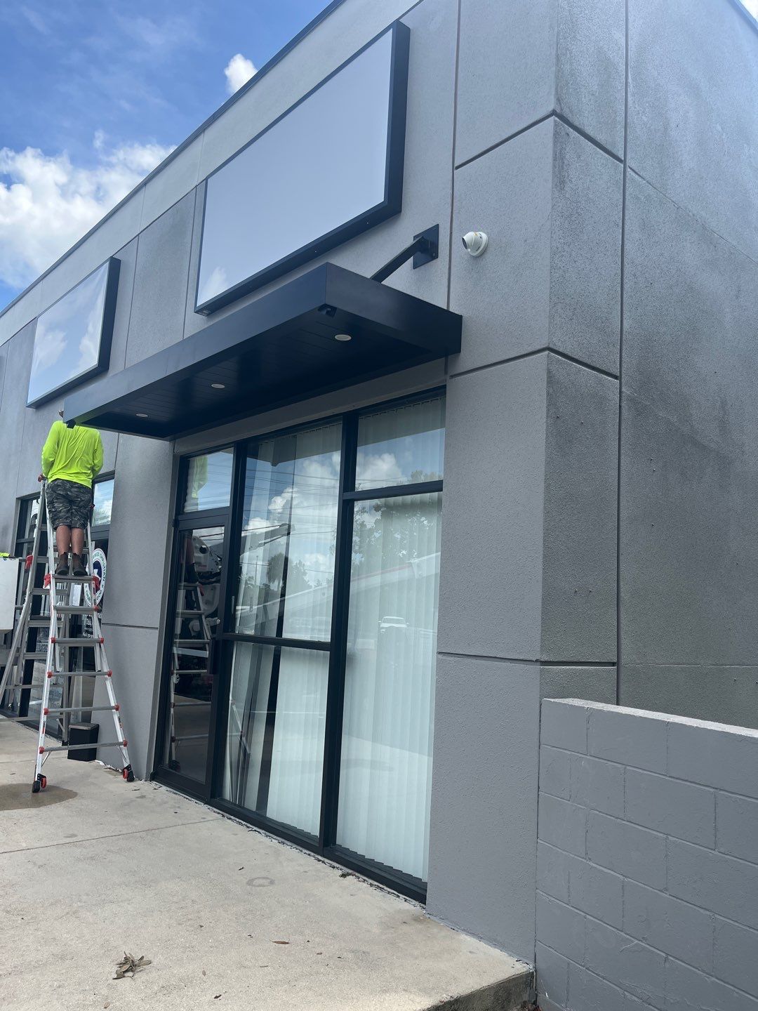 Canopies and Wall Cabinets for Vibe Vireless by SignCrafters