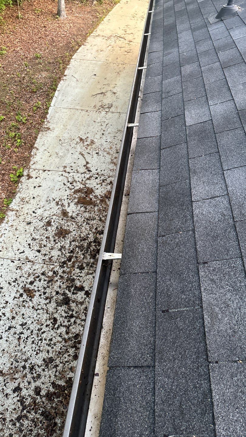 Clean Gutters by Deerfield Roofing LLC