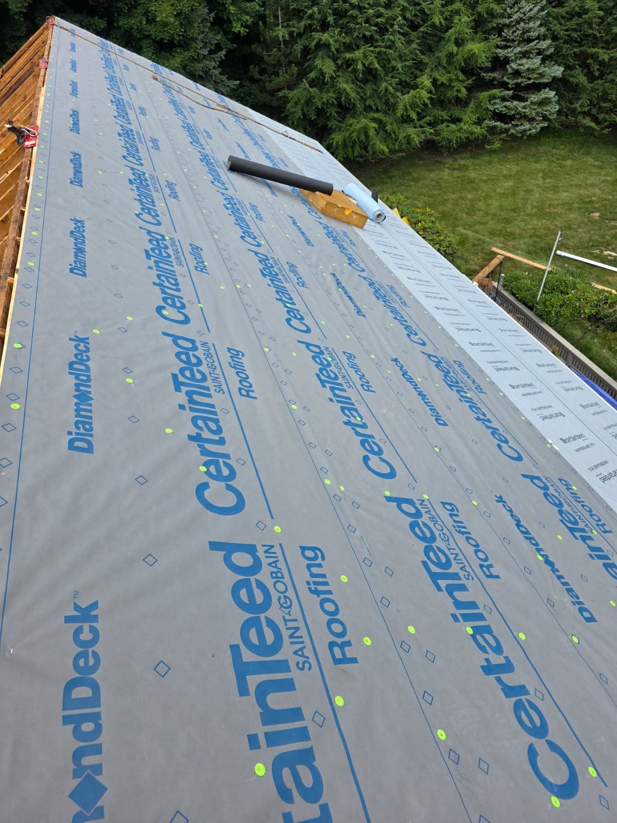 Brand new roof in Norwalk, CT "It's a DiGiorgi!" by DiGiorgi Roofing and Siding Inc