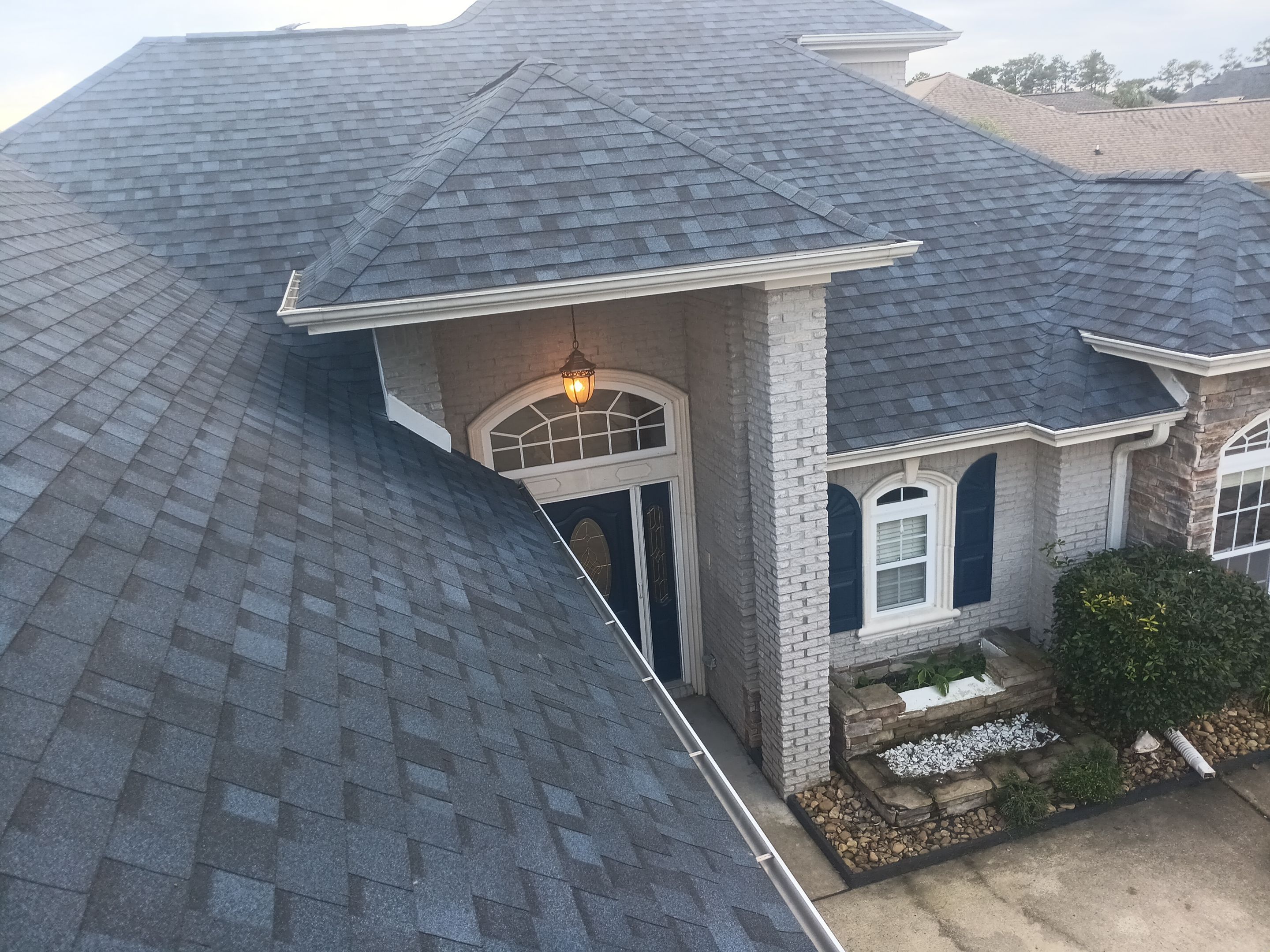 IKO Dynasty - Atlantic Blue by Linta Roofing
