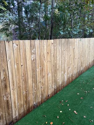 Wood Fence using Wood Sealant