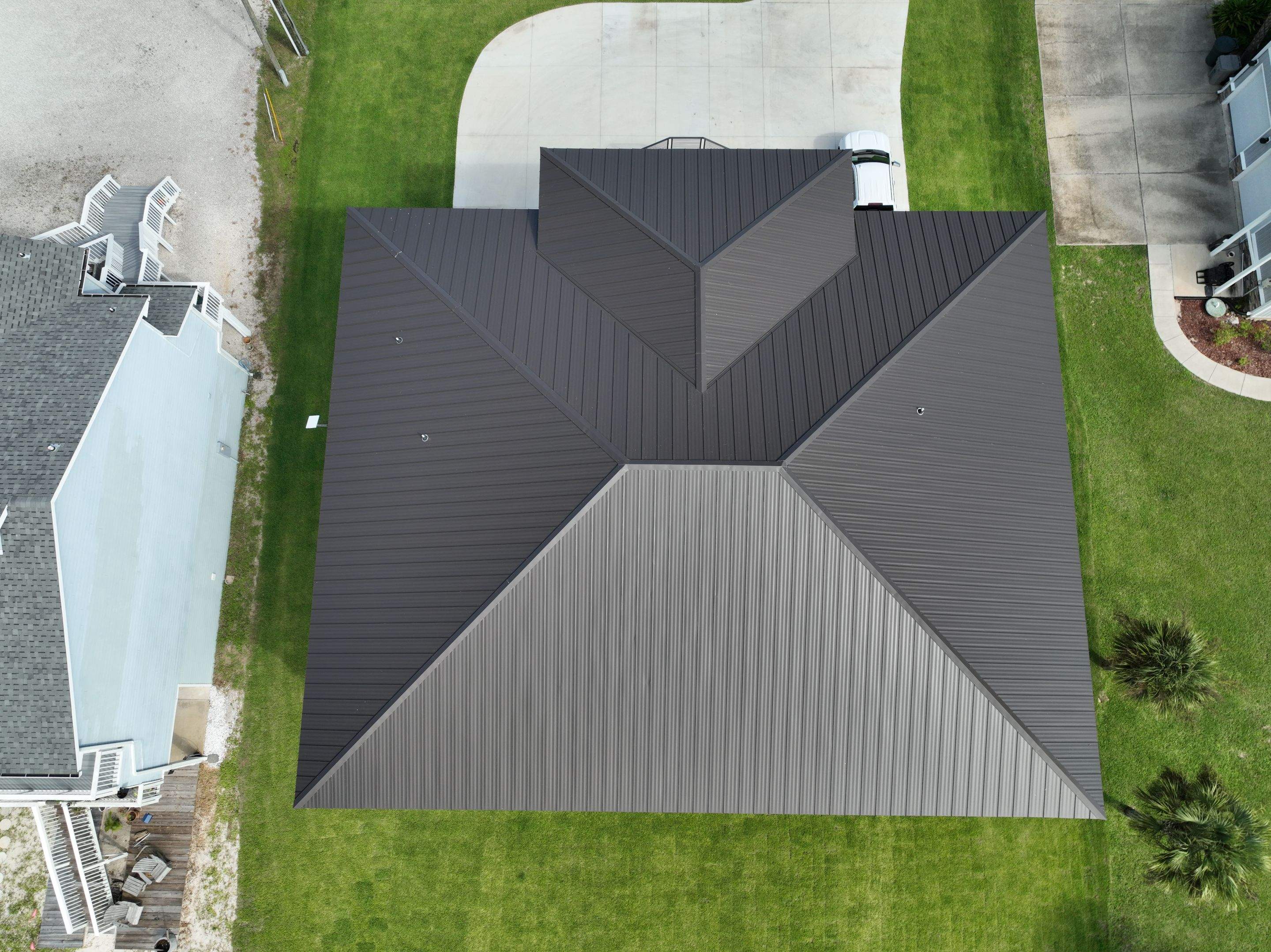 Standing Seam Metal Roof by Professional Roofing Company