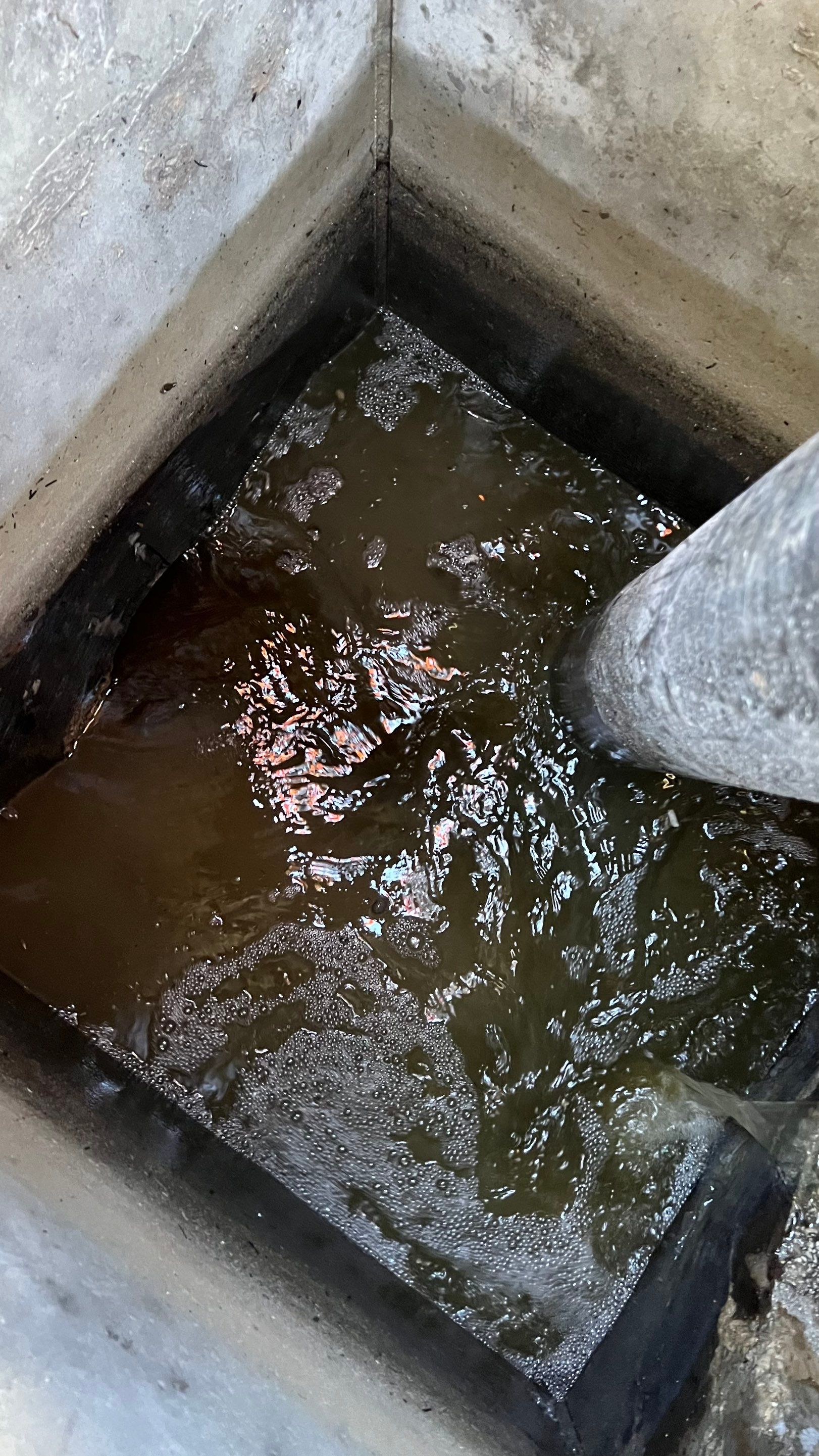 Bonita Bay Condo Stormwater System Maintenance with PRS by APS Power & Water