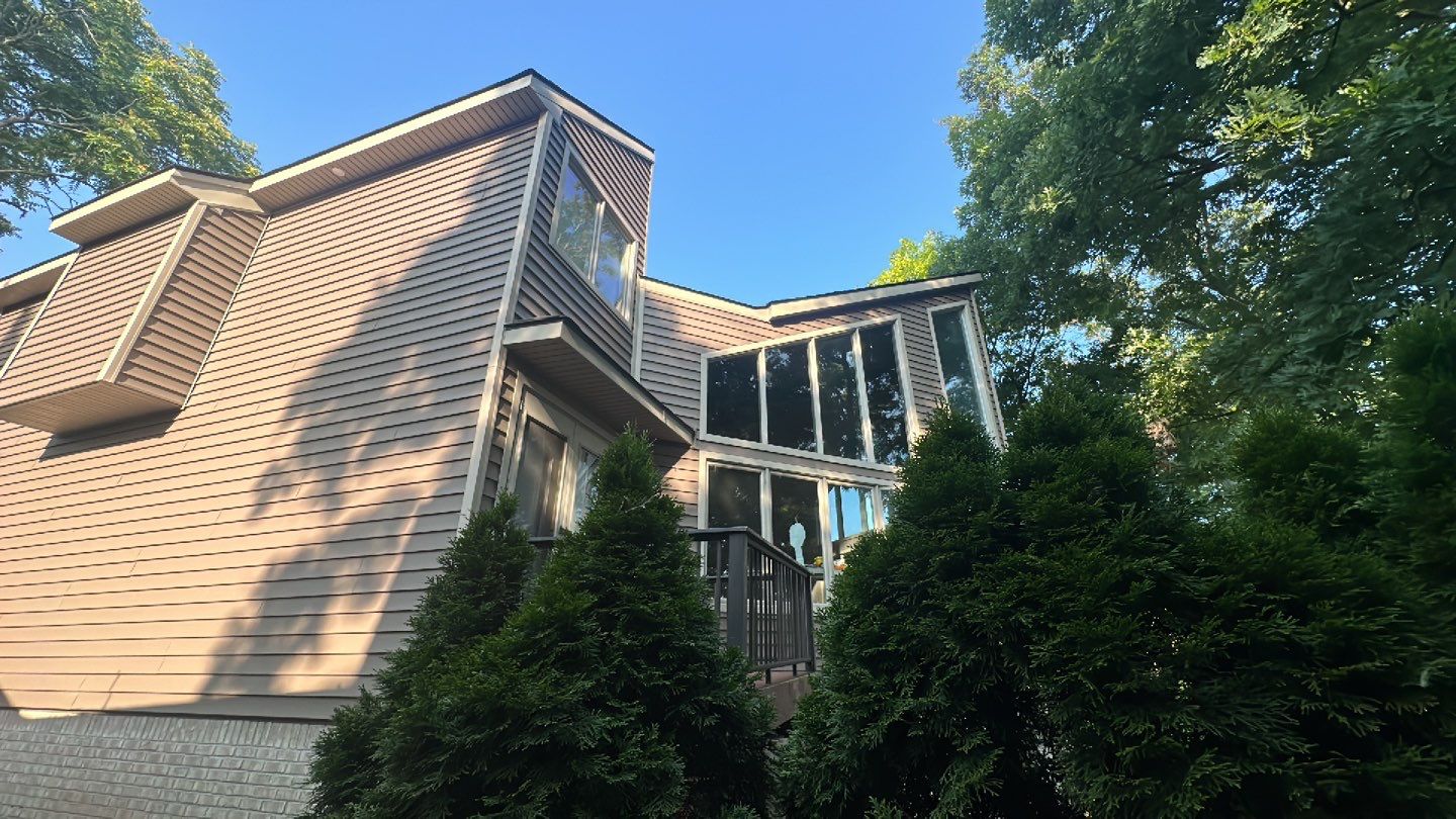 Siding Replacement using Certainteed Monogram D5 by 180 Contractors