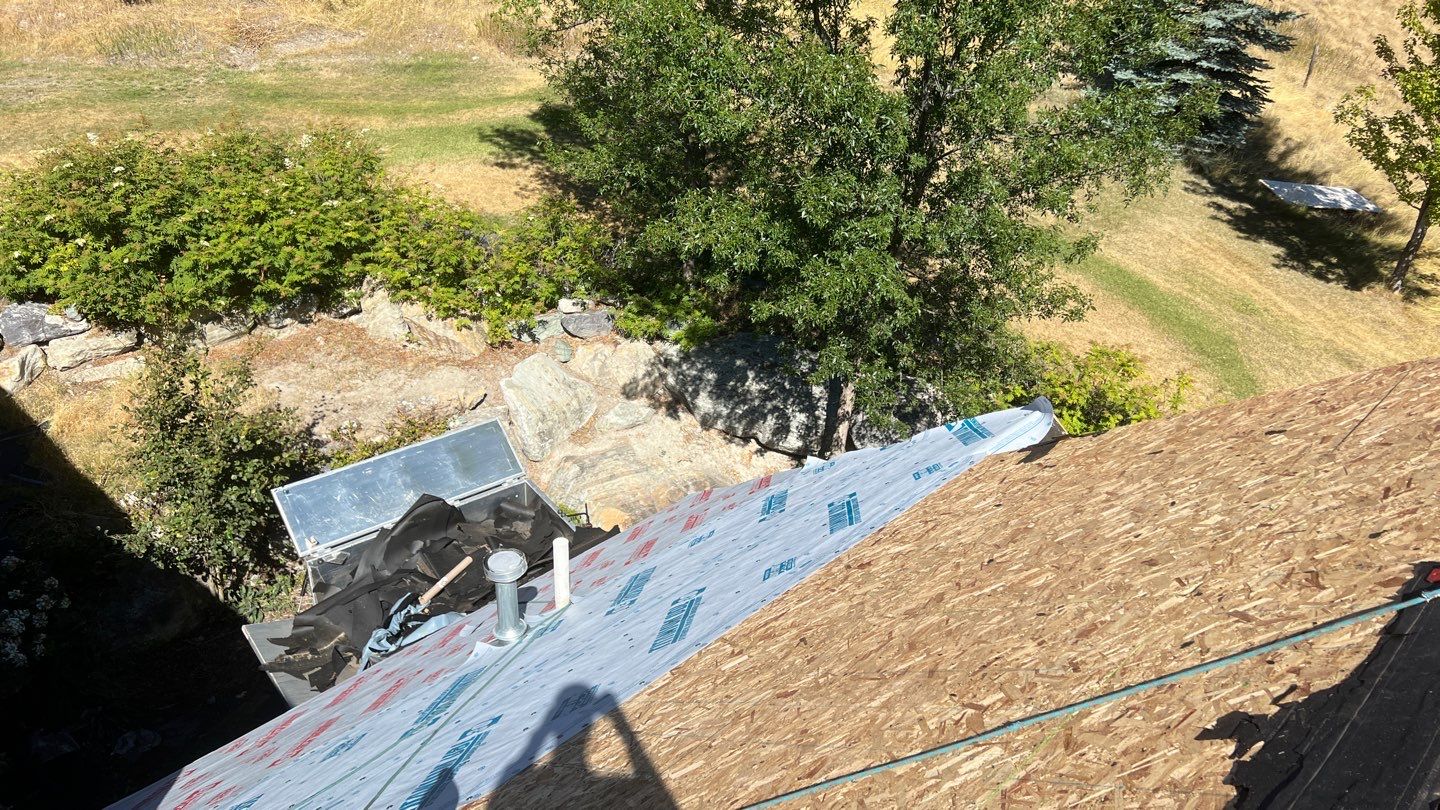 Owens Corning TruDefinition Duration - Aged Copper by Montana Roofing Solutions