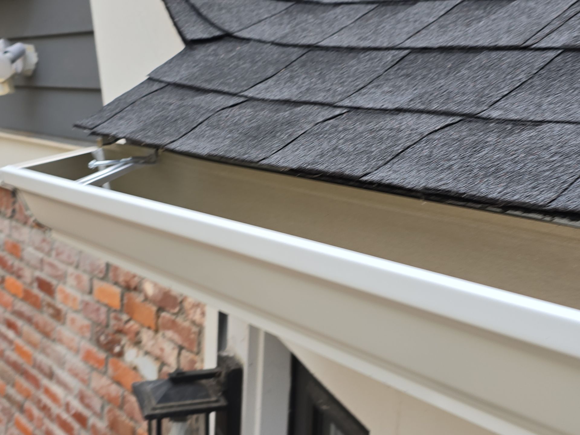 GAF Timberline HDZ Charcoal by Element Pros Roofing, LLC