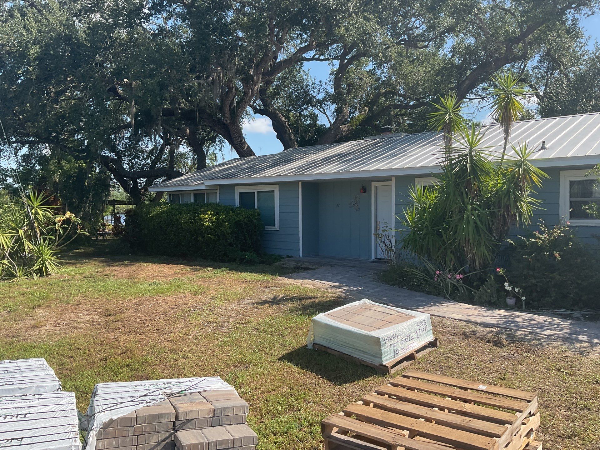 White 6-Inch Gutters and Leaf Guard Installation in Fort Myers FL by Gutter Professors