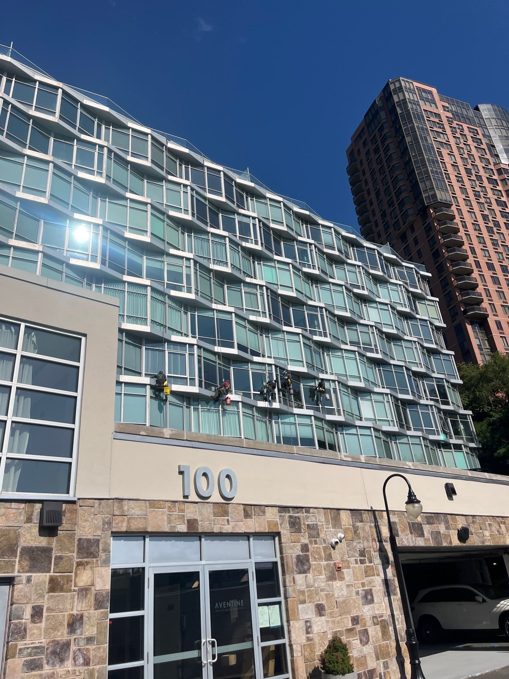 Commercial Window Cleaning in Edgewater, NJ by Clearview Washing