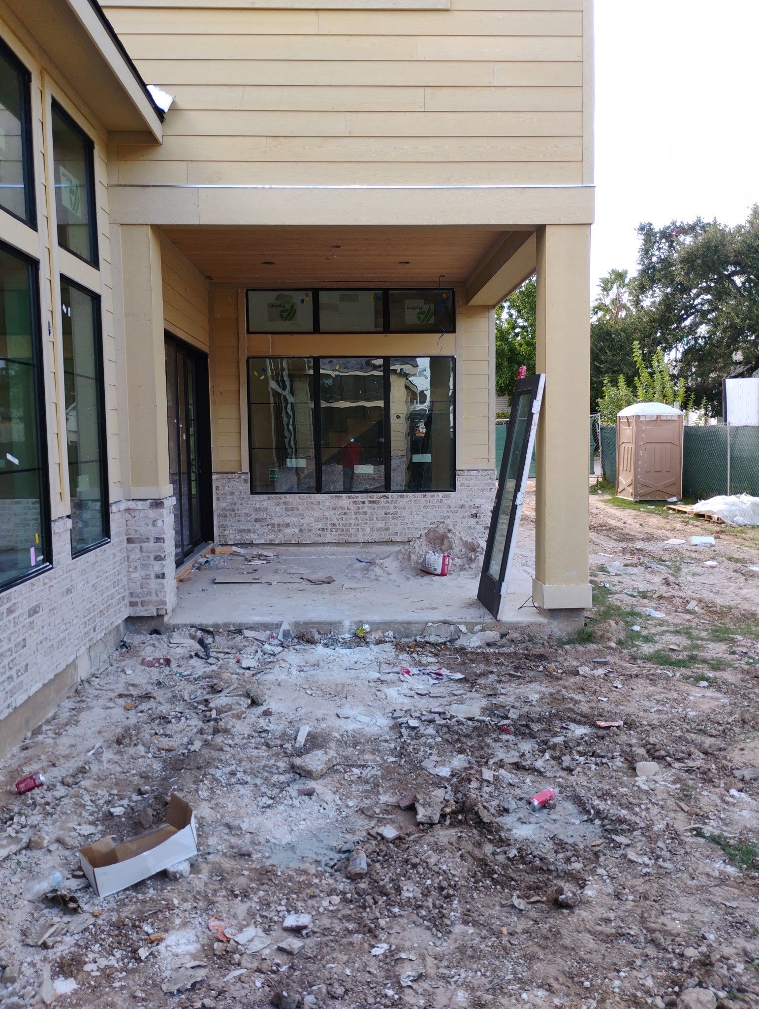 Midtown Breakthrough: Thin Brick on Permabase by Apex by Apex Conventional Stucco Llc