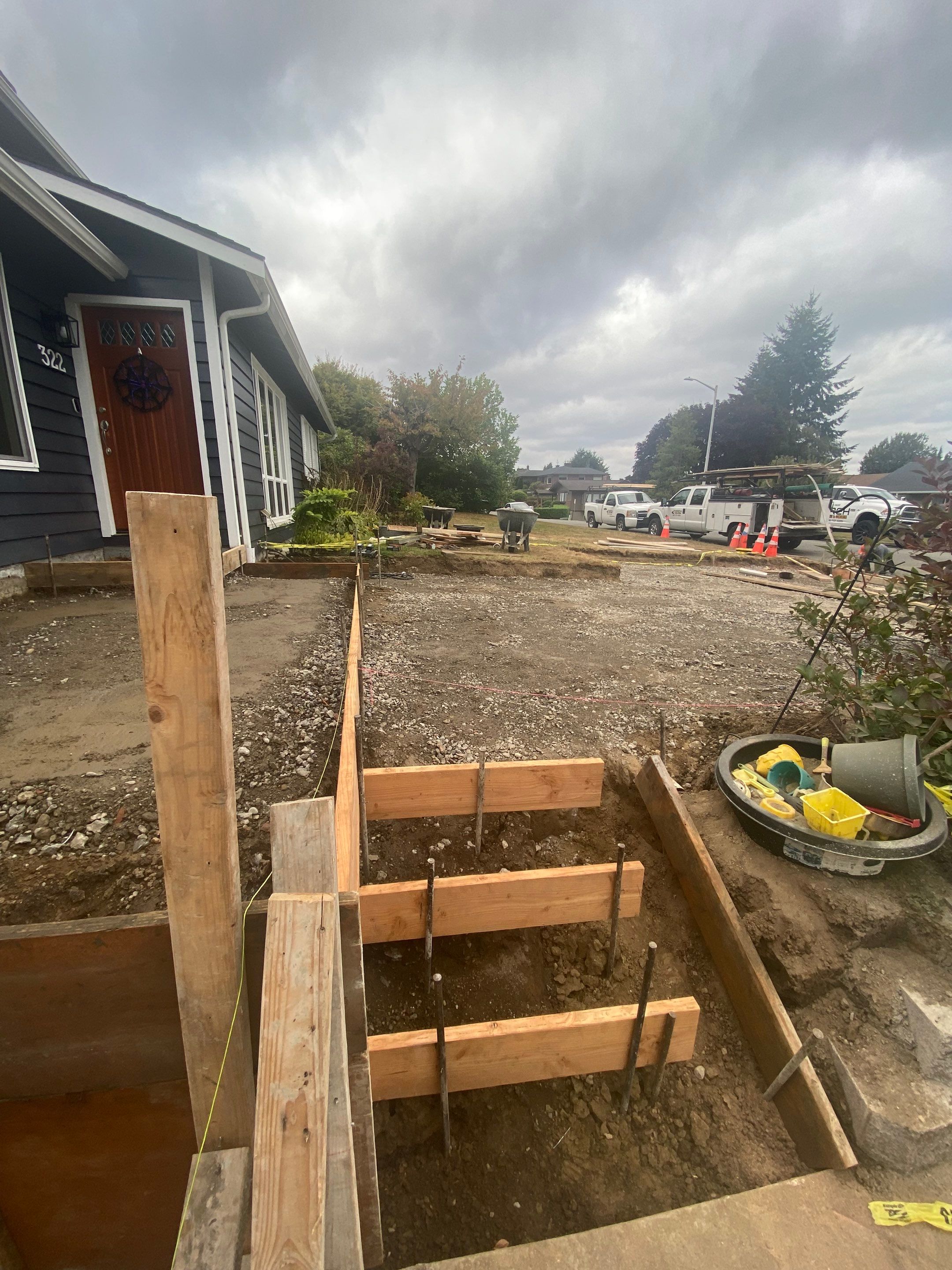 Custom Concrete walkway/Driveway Everett WA by Jireh Asphalt & Concrete Inc 