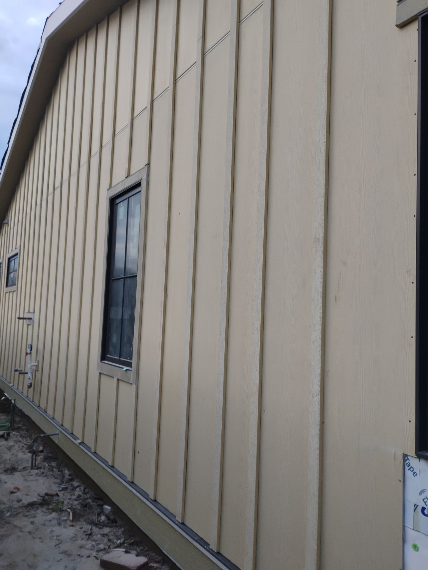 Board & Batens prime  by New Era Siding Inc 