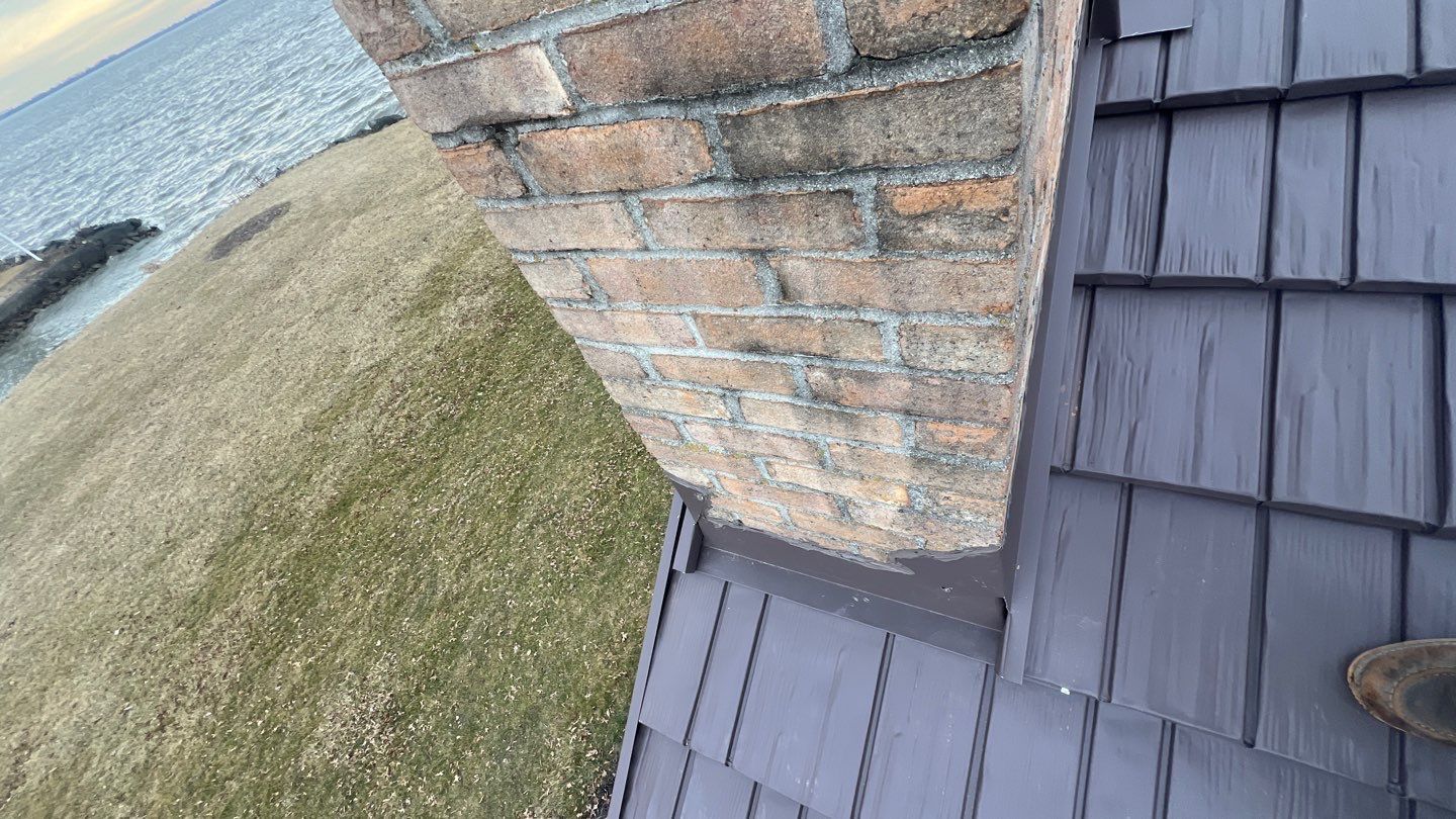 Residential Roofing Installation using Great American Shake - Mustang Brown by Nitro Roofing and Construction