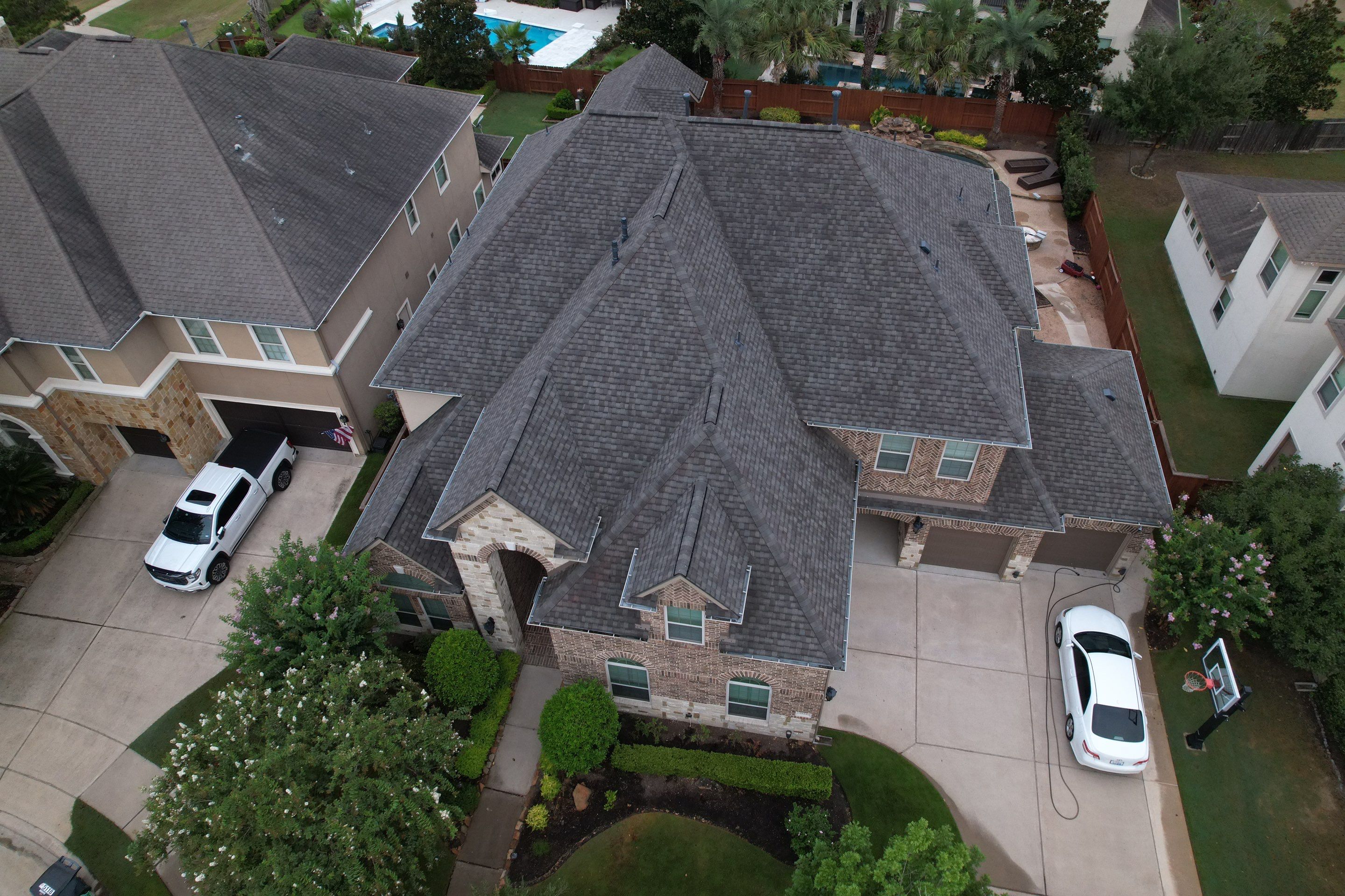Residential Roofing Installation using CertainTeed Landmark by Vlex Roofing