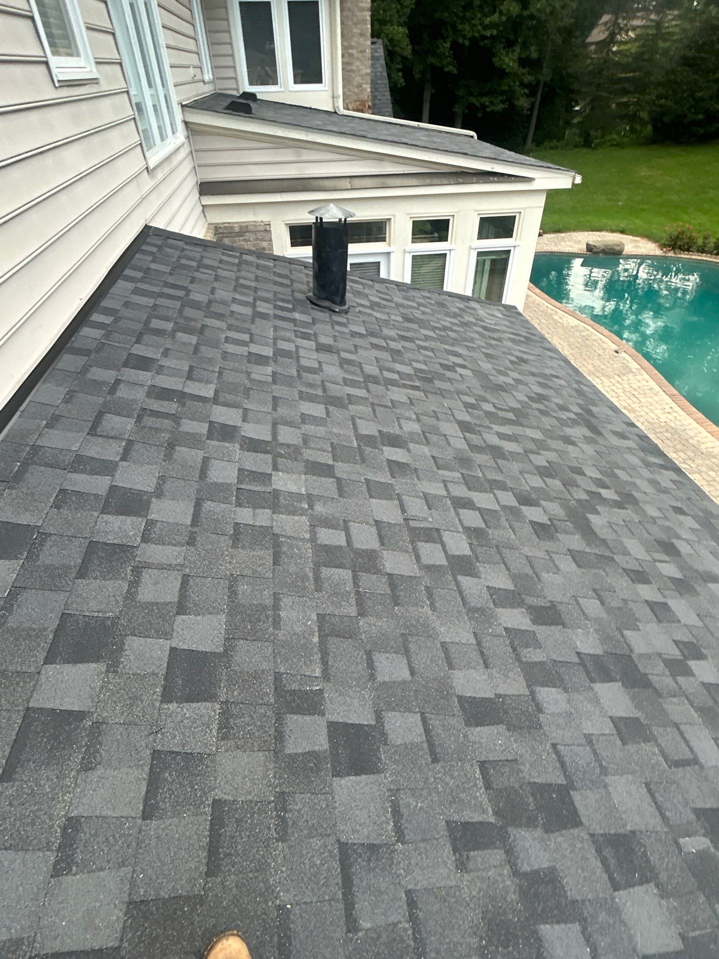 Great Falls : residential Roof with CertainTeed Landmark Pro in Max Def Moire Black  by RM Banning, Inc.