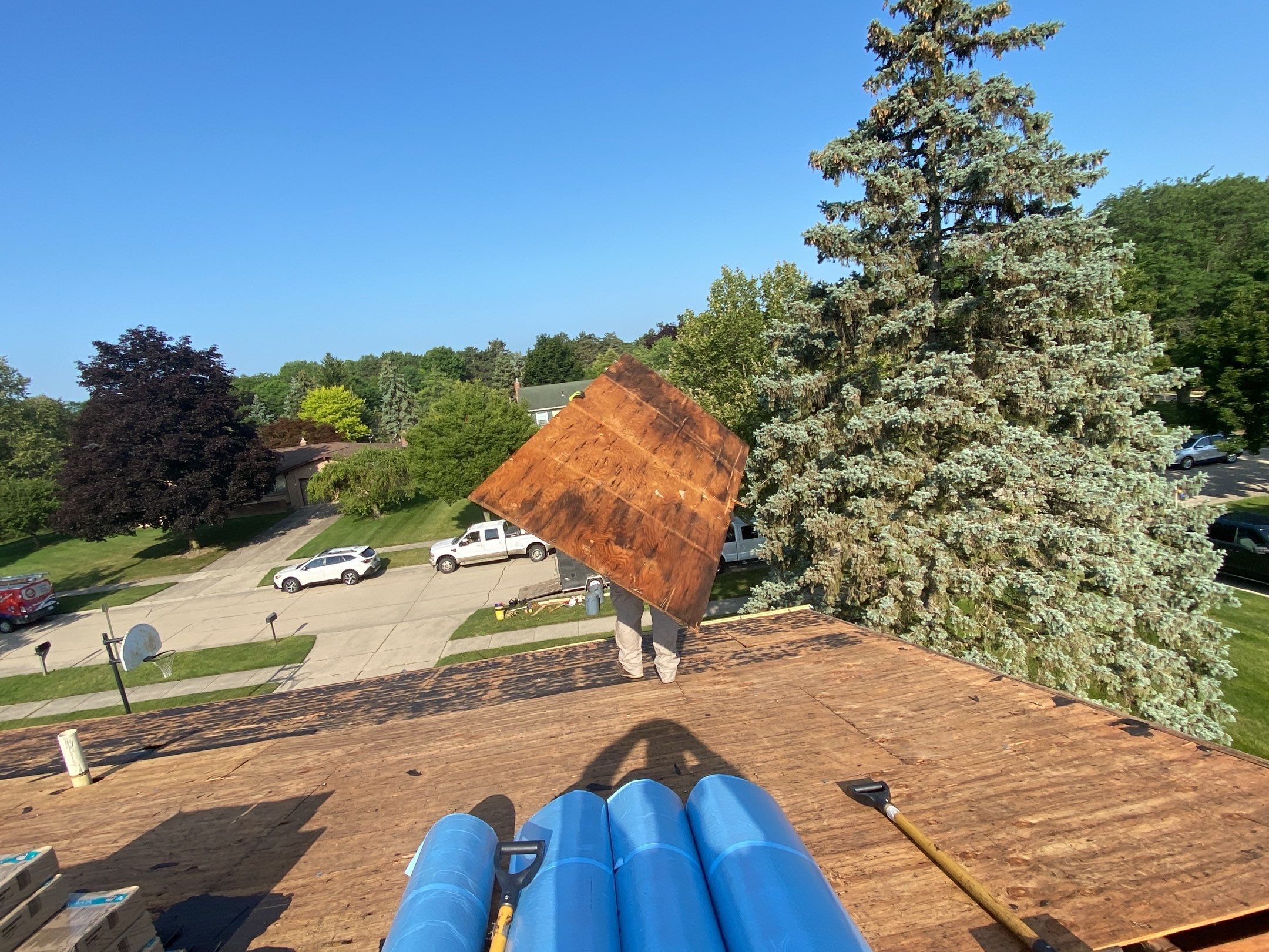 Roof Replacement using CertainTeed Landmark by 180 Contractors