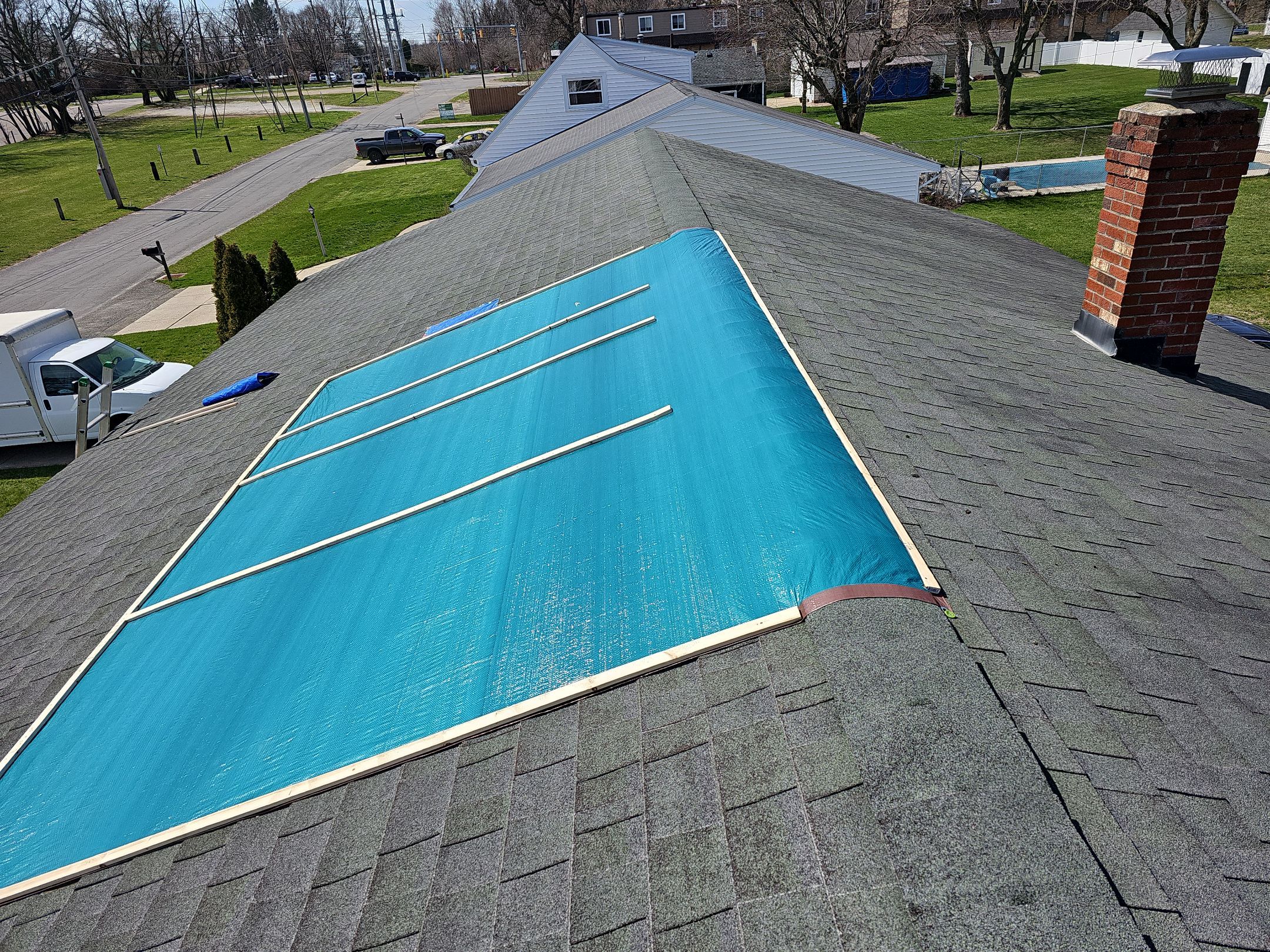 ATLAS PINNACLE COLOR: SUMMER STORM DRIP EDGE: WHITE by Eagle Eye Roofing
