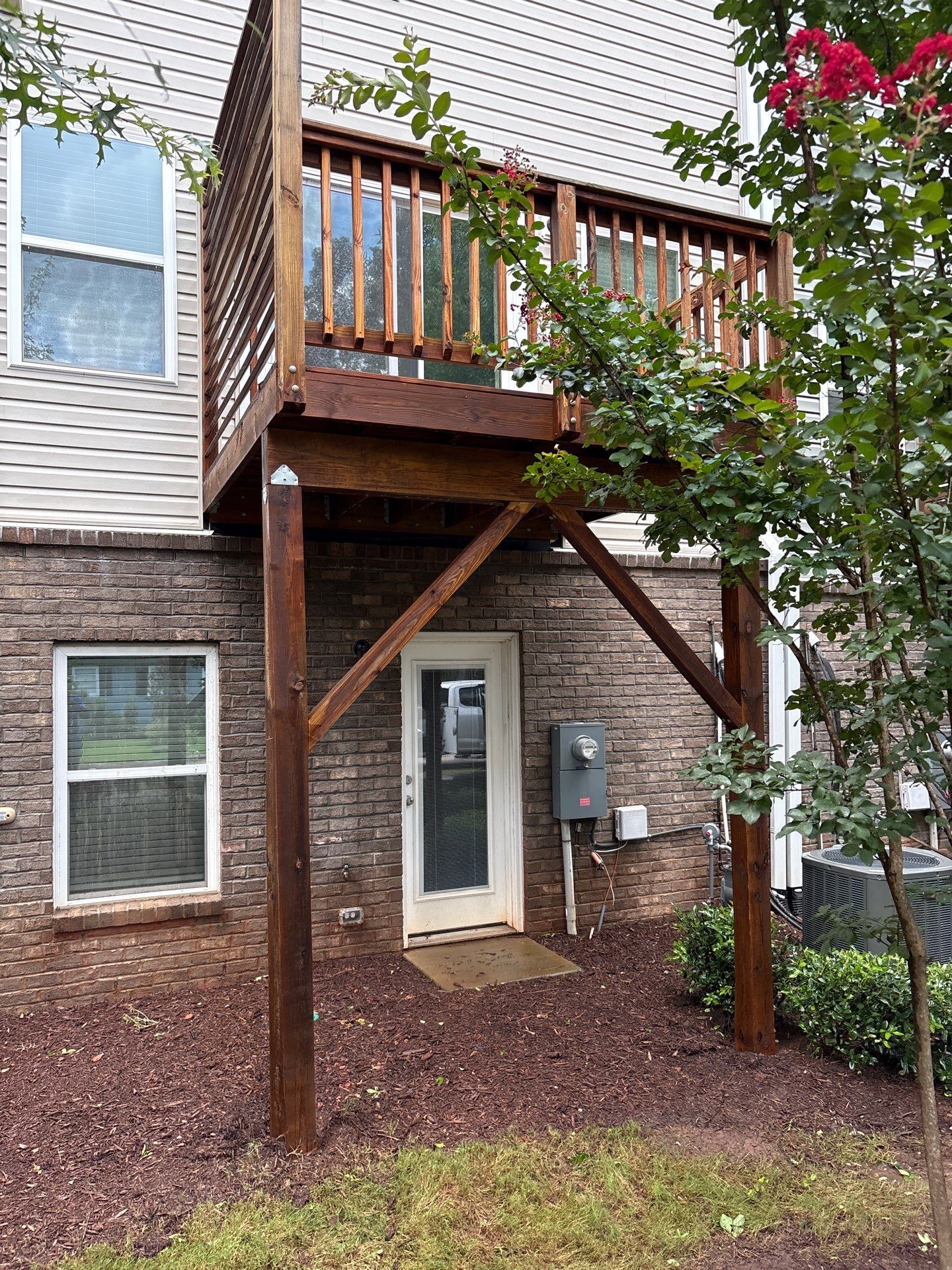 Wood Deck using Wood Sealent by DuraSeal