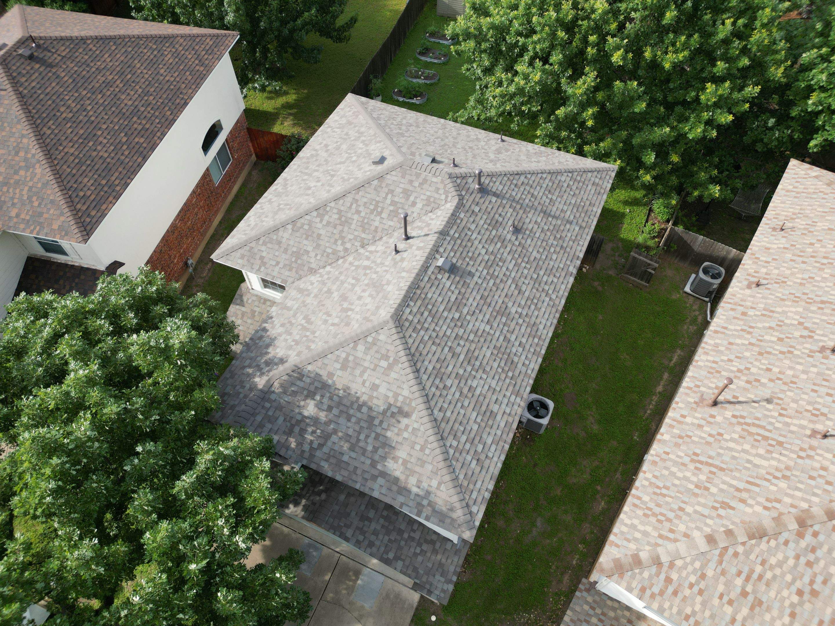 Driftwood - Owens Corning TruDefinition Duration by RoofsOnly.com