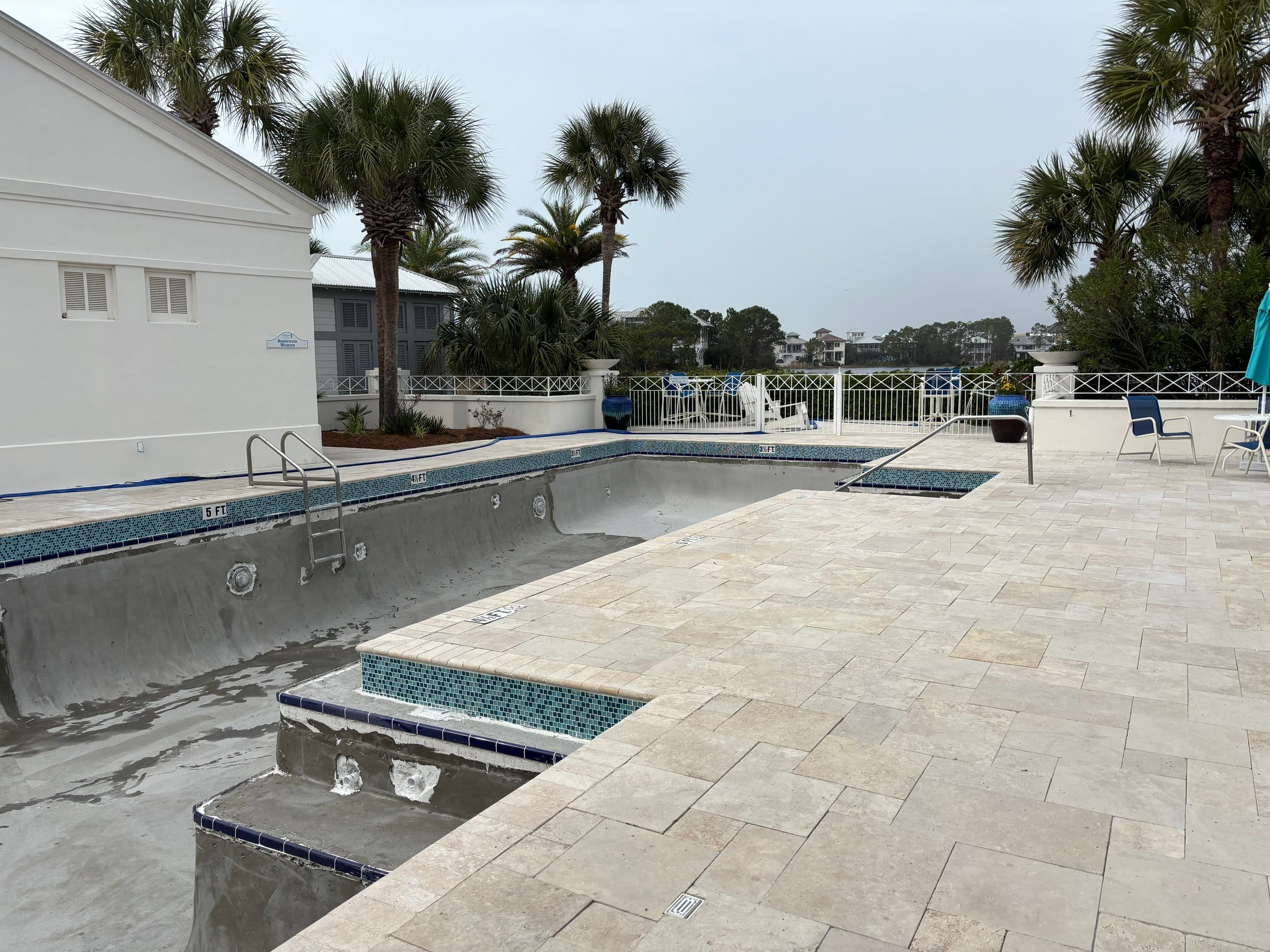 Lake Carillon - PCB by ASP - America's Swimming Pool Company