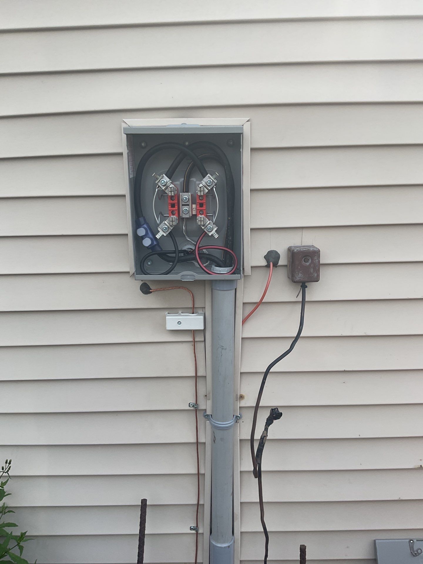 100A Panel Replacement with Whole House Surge Protection – Installed by ZAM by ZAM Electric