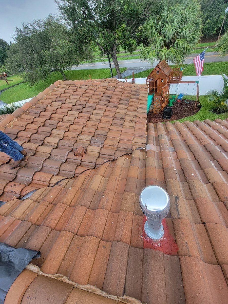 SW 8th St, Plantation, FL by G&J Roofing 