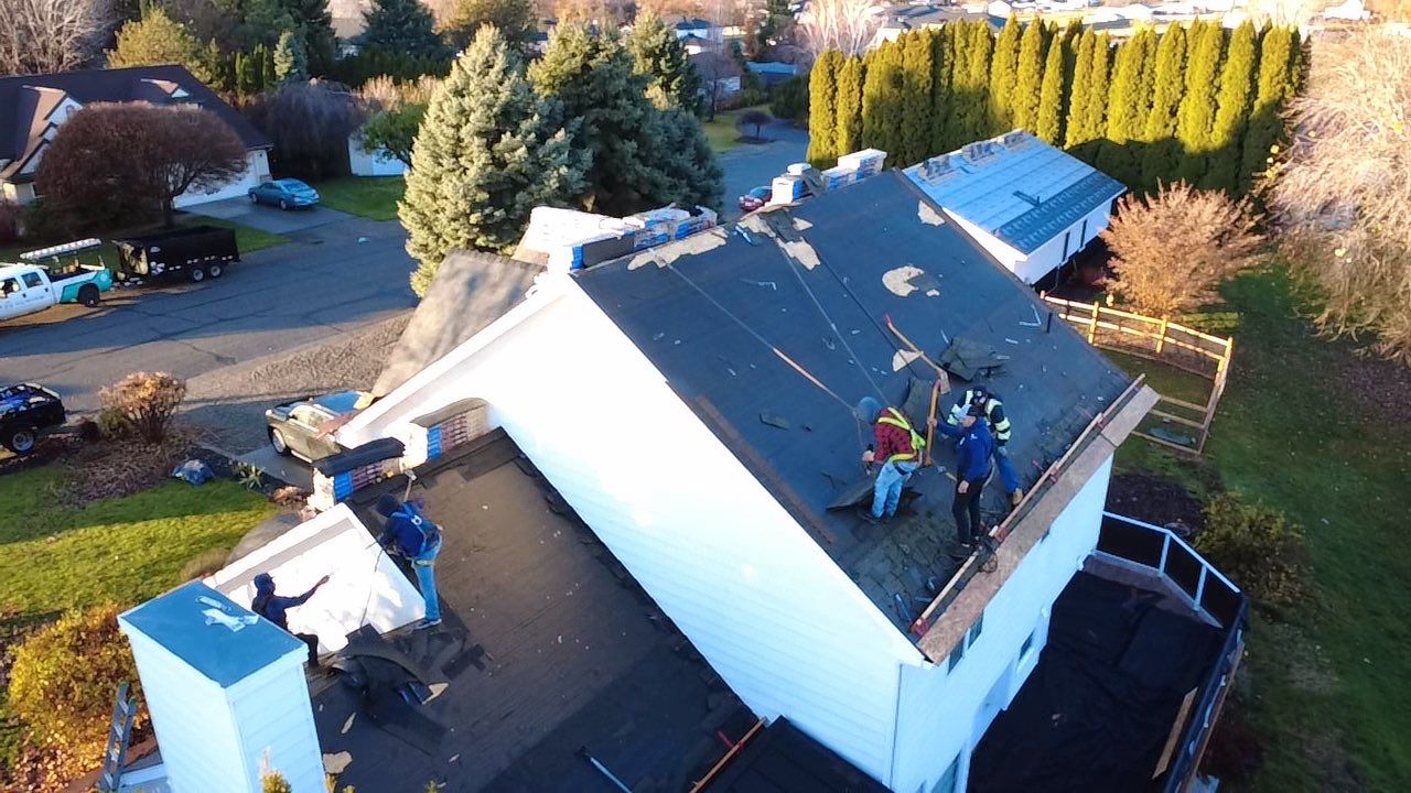 Residential Roofing Installation and Detached Garage Roof Replacement in Pasco by Alpine Roofing