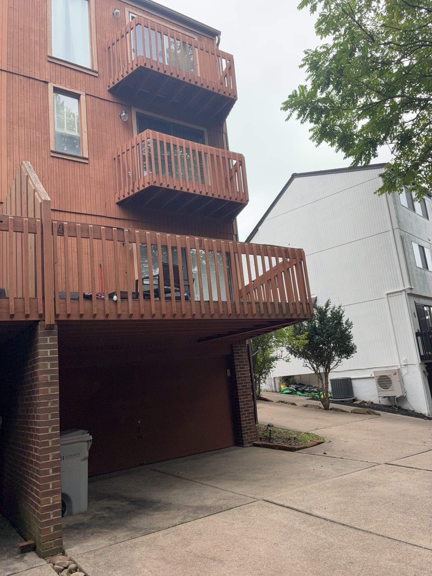 Mastic Quest Full Russet Red Home in Pittsburgh by Ideal Siding Pittsburgh