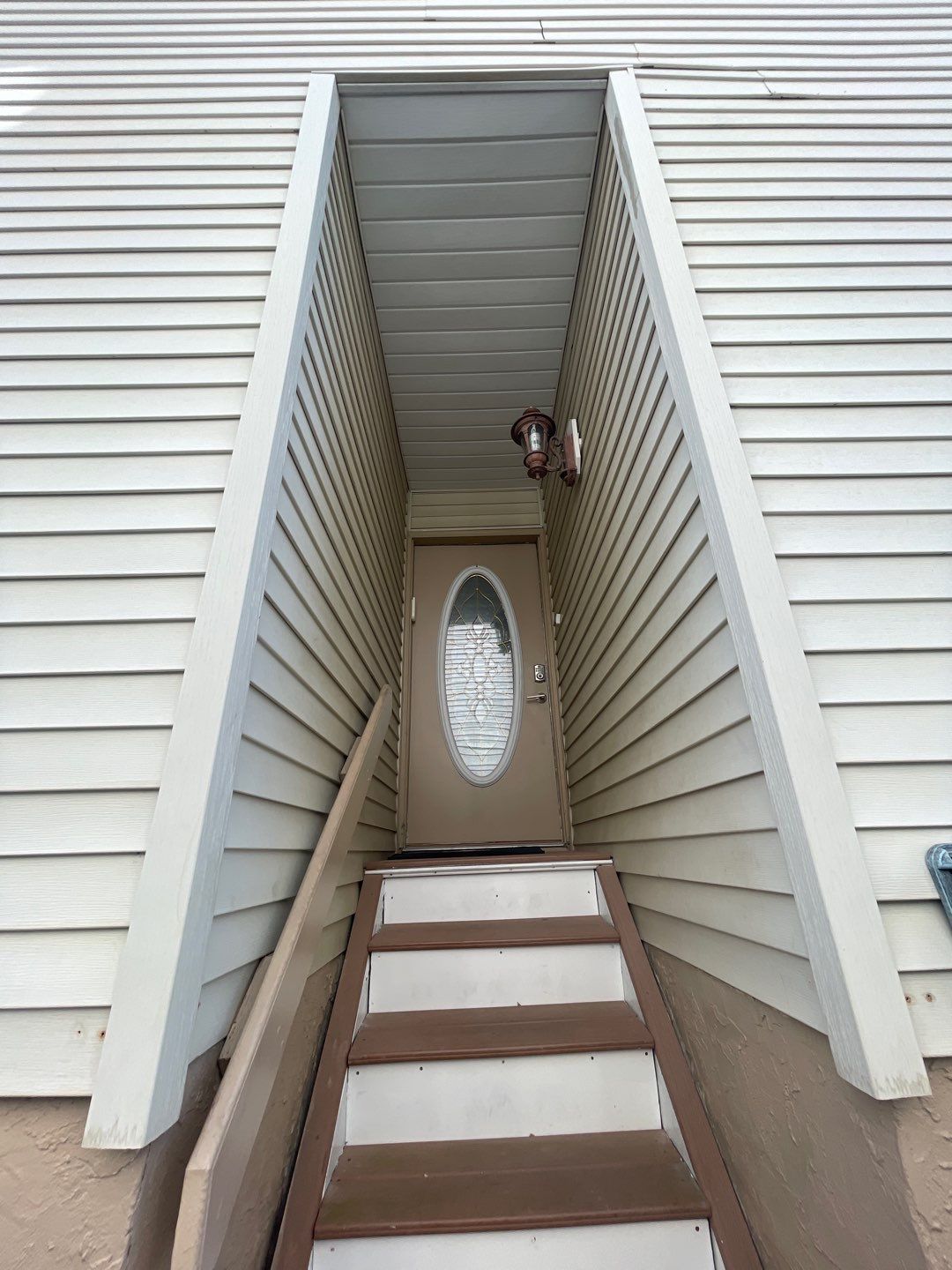 House Wash, Fence Cleaning & concrete Cleaning by SJ Exterior