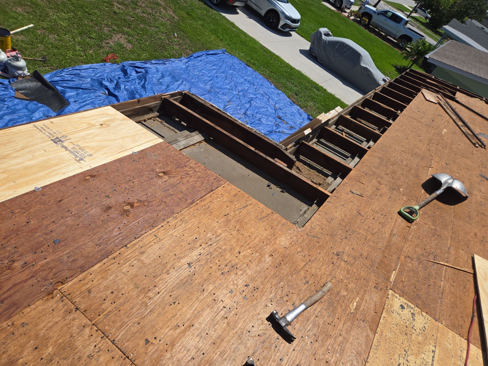 Project in St. Petersburg 33702 by Mitchell Roofing Company LLC 
