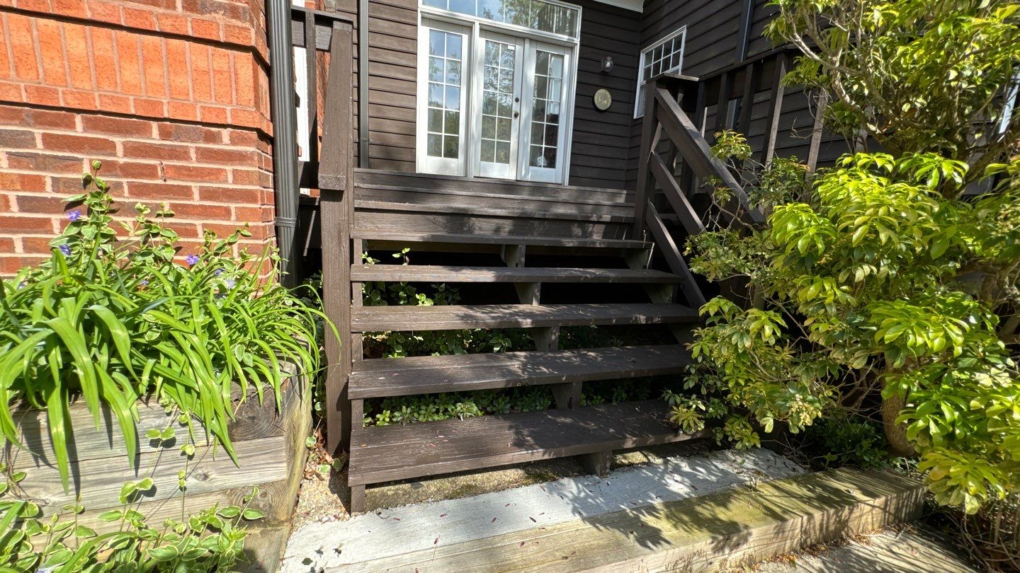 Clifton Multi-Trade Restoration: DaVinci Single Width Slate in Slate Black by RM Banning, Inc.