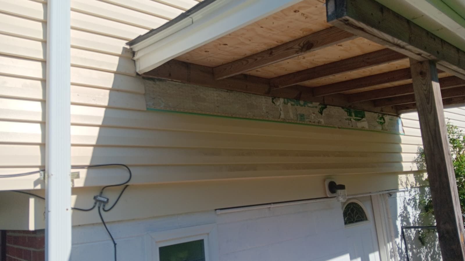 Falls Church : Residential Roof Replacement with CertainTeed Landmark Pro in Max Def Heather Blend by RM Banning, Inc.