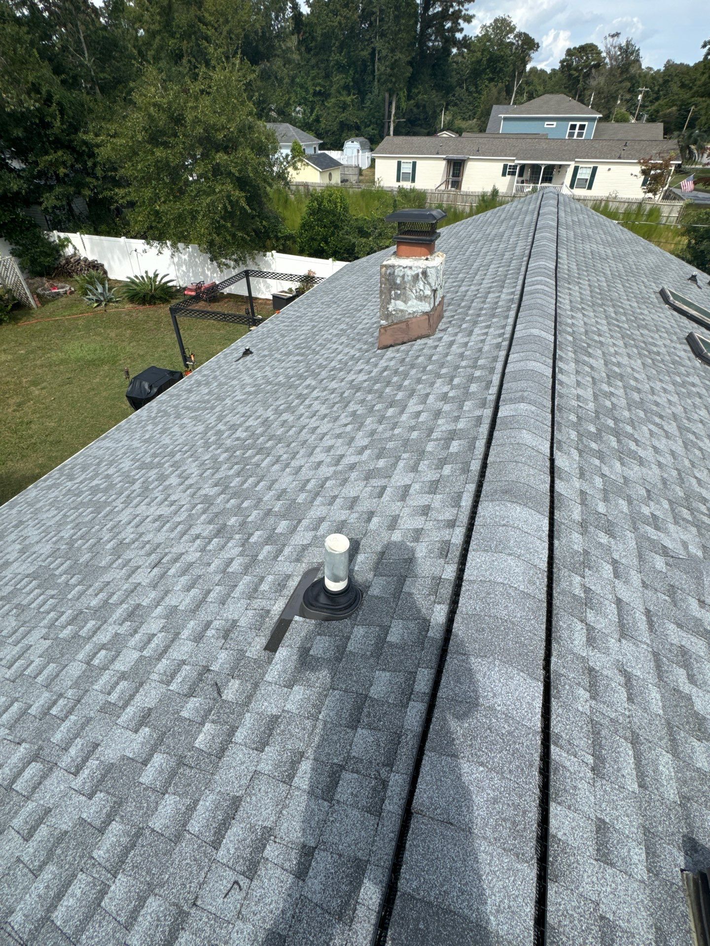 GAF HDZ - Oyster Grey by Linta Roofing