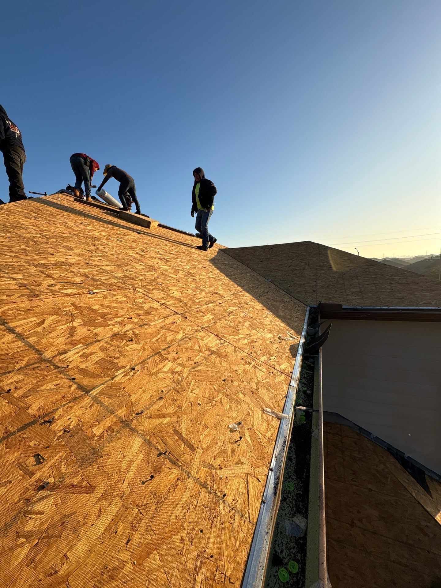 GAF Natural Shadow - Weathered Wood by Elite Roofing LLC