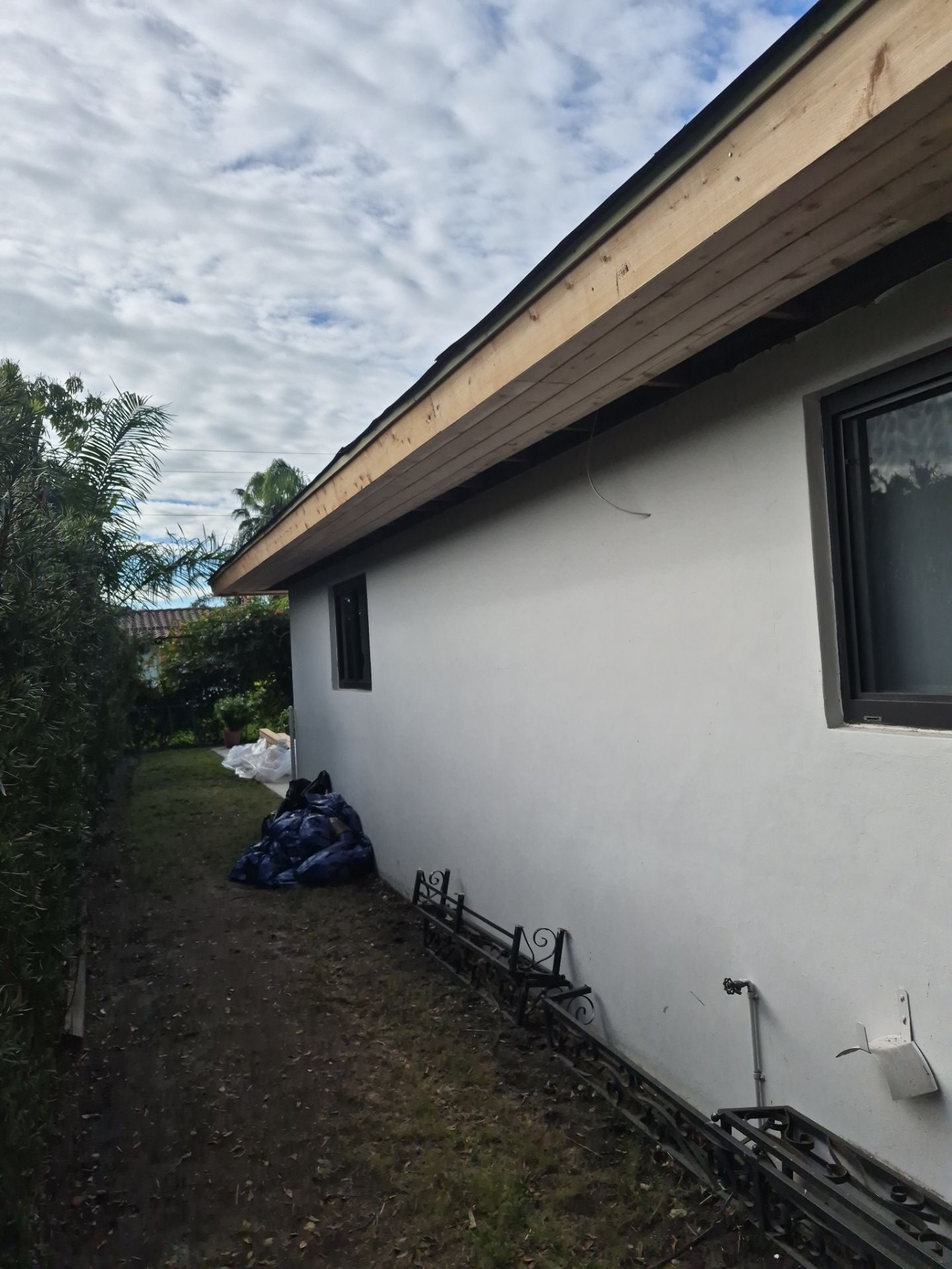 Project by T&S ROOFING SYSTEMS, INC. by T&S ROOFING SYSTEMS, INC.