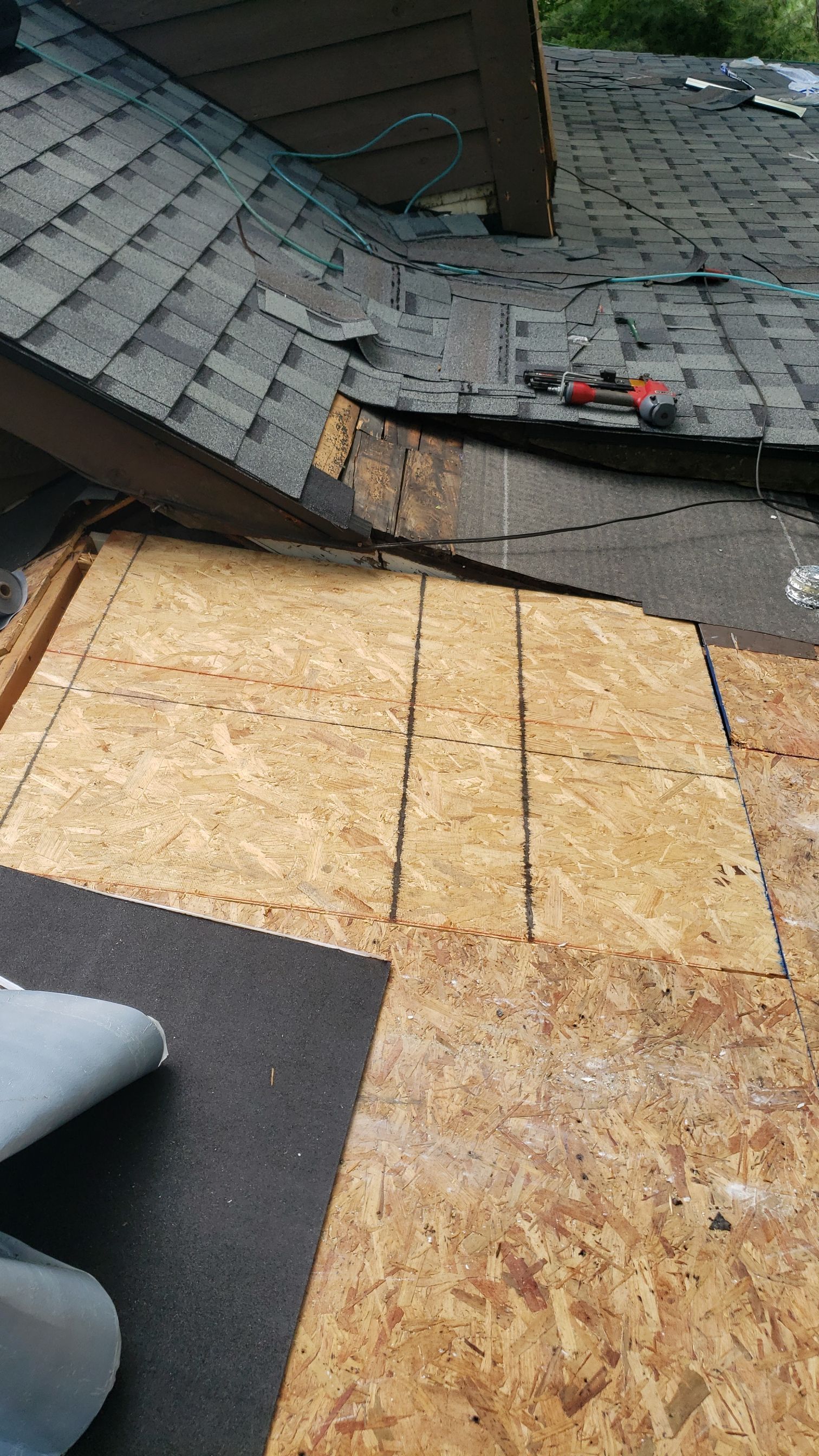 BRAND: ATLAS PINNACLE HP COLOR: PRISTINE SCOTCHGARD HEARTHSTONE by Eagle Eye Roofing