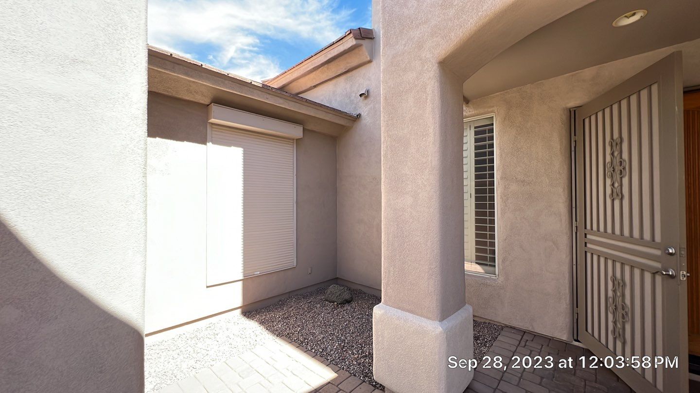 Exterior Painting using Dunn-Edwards EVERSHIELD®  by Crash of Rhinos Painting & Garage Floors