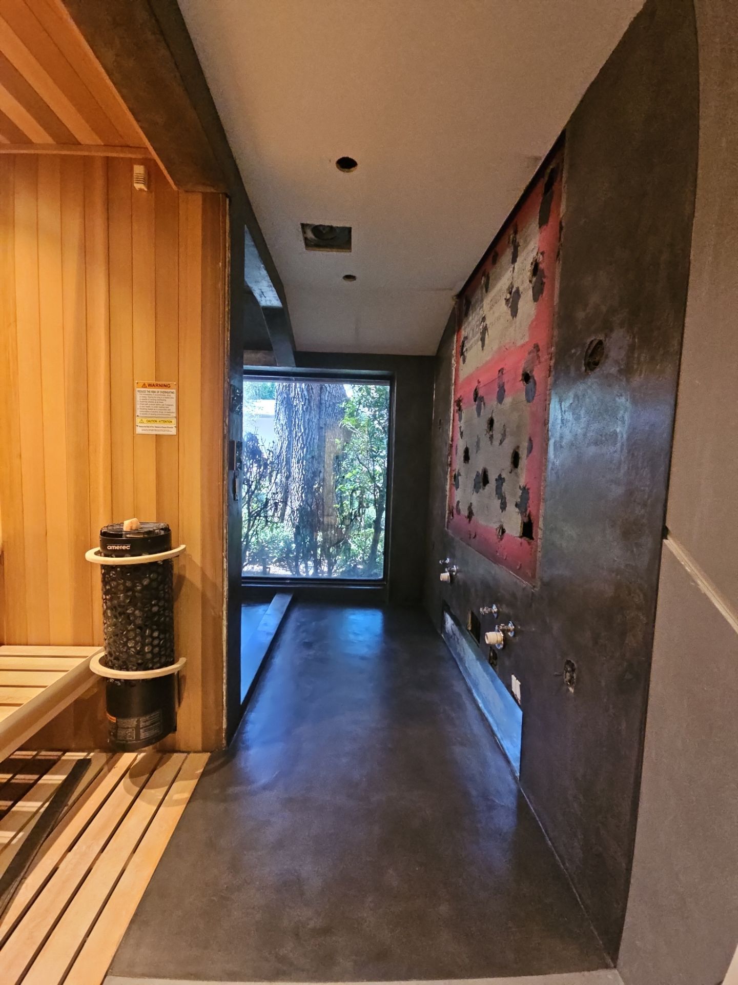 Bathroom Remodeling with Microtopping by Seamless Surfaces