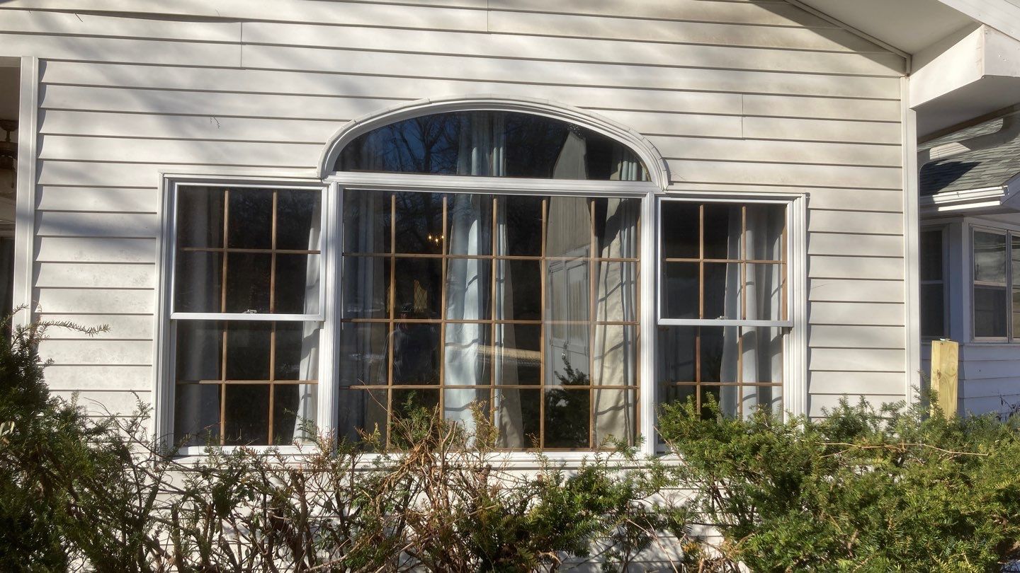 Window Installation using Heartland Elite by EEC  Windows, Siding & Roofing 