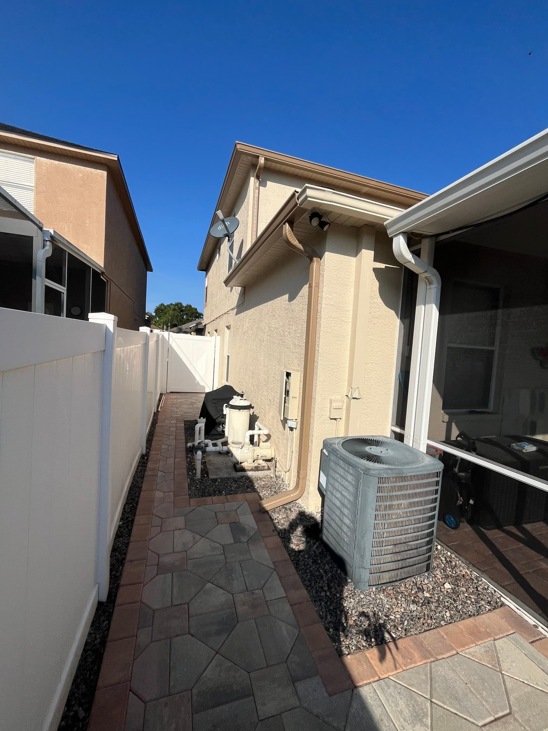 6 Inch Seamless Gutters using Musket Brown Seamless Gutters in Tampa FL by Gutter Professors